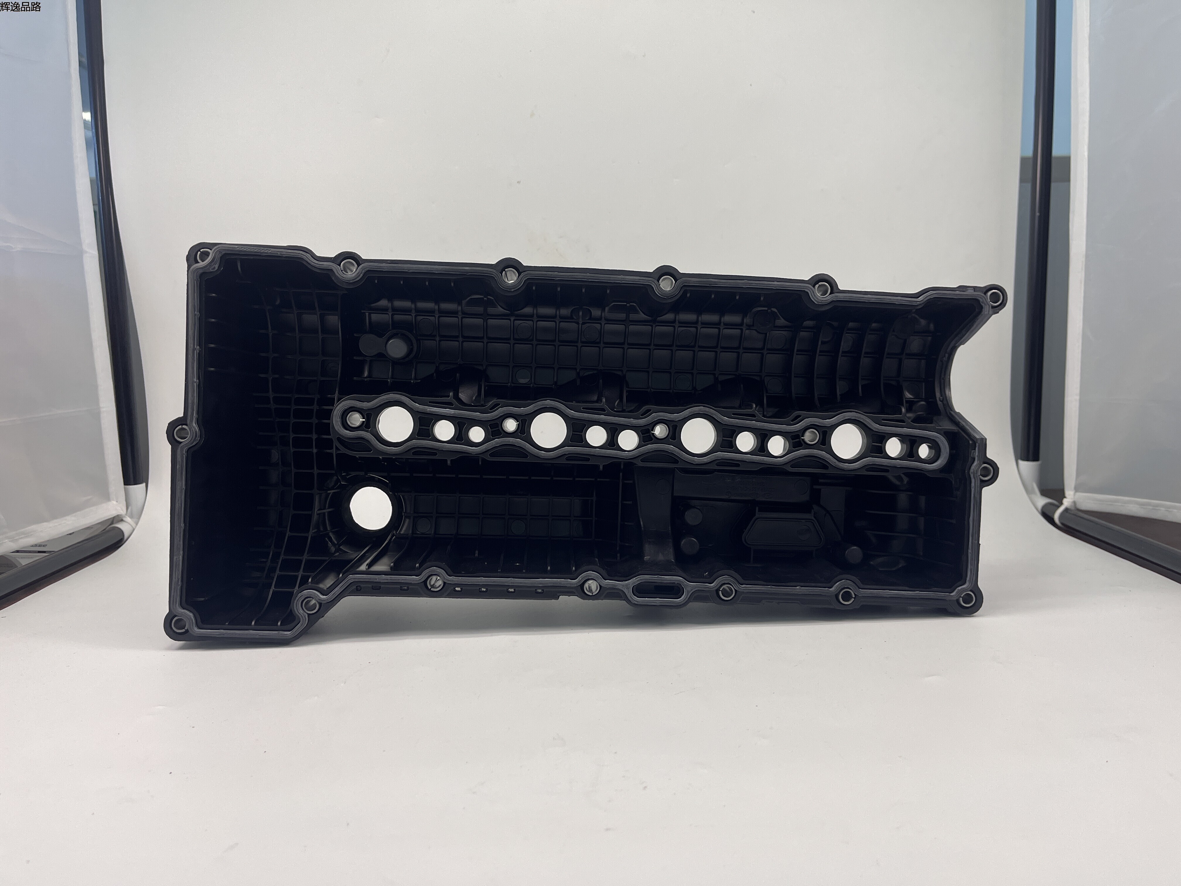 OE:22410-2F000 Rocker cover assembly Suitable for D4HB engine