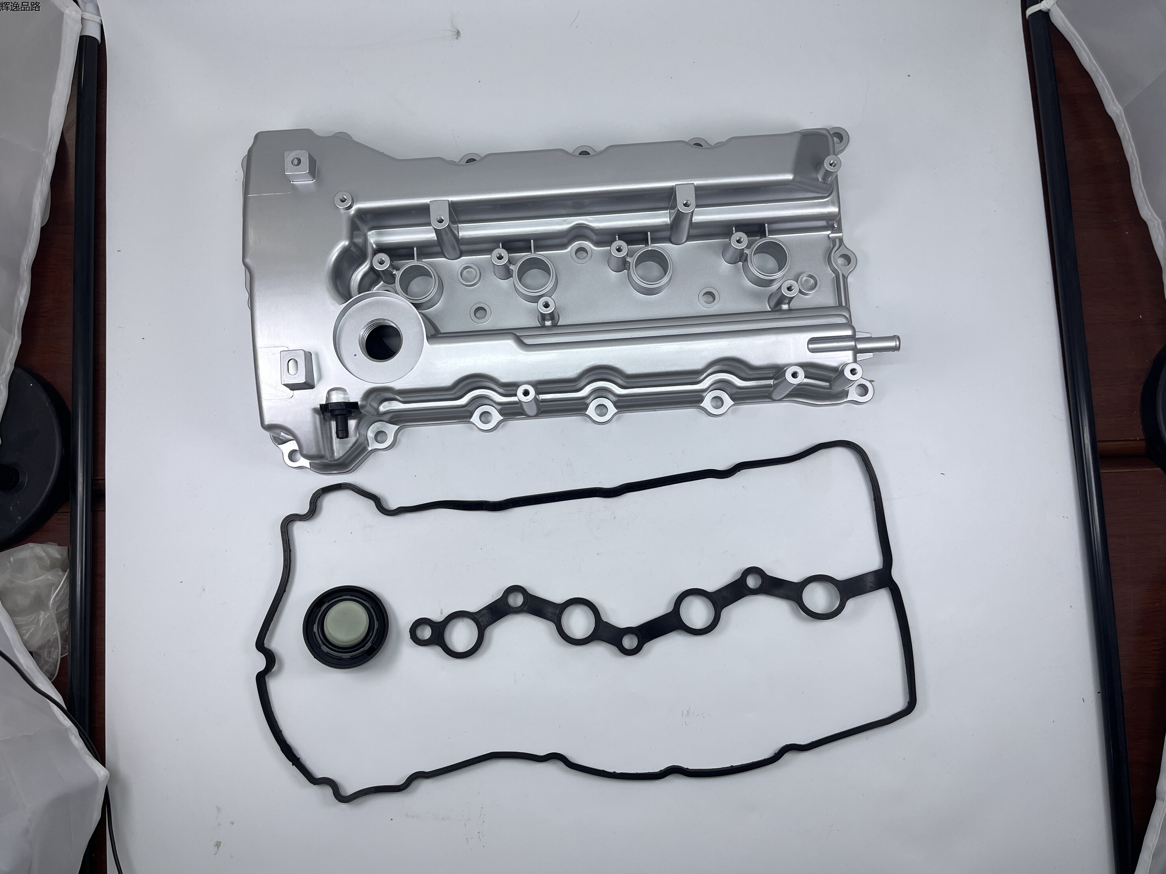 OE:22410-2G100 Rocker cover aluminum cover assembly Suitable for G4KD engine