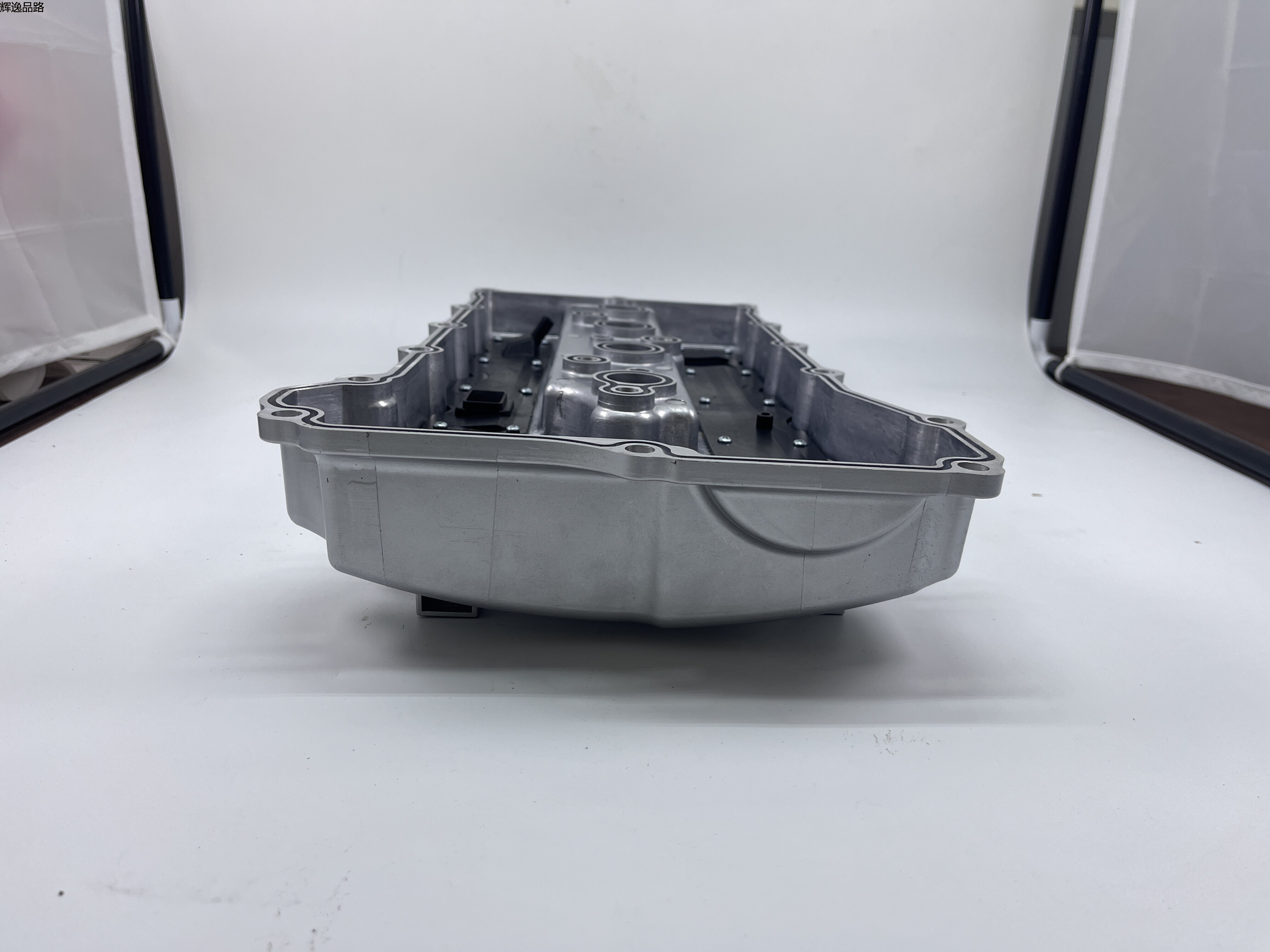 OE:22410-2G100 Rocker cover aluminum cover assembly Suitable for G4KD engine