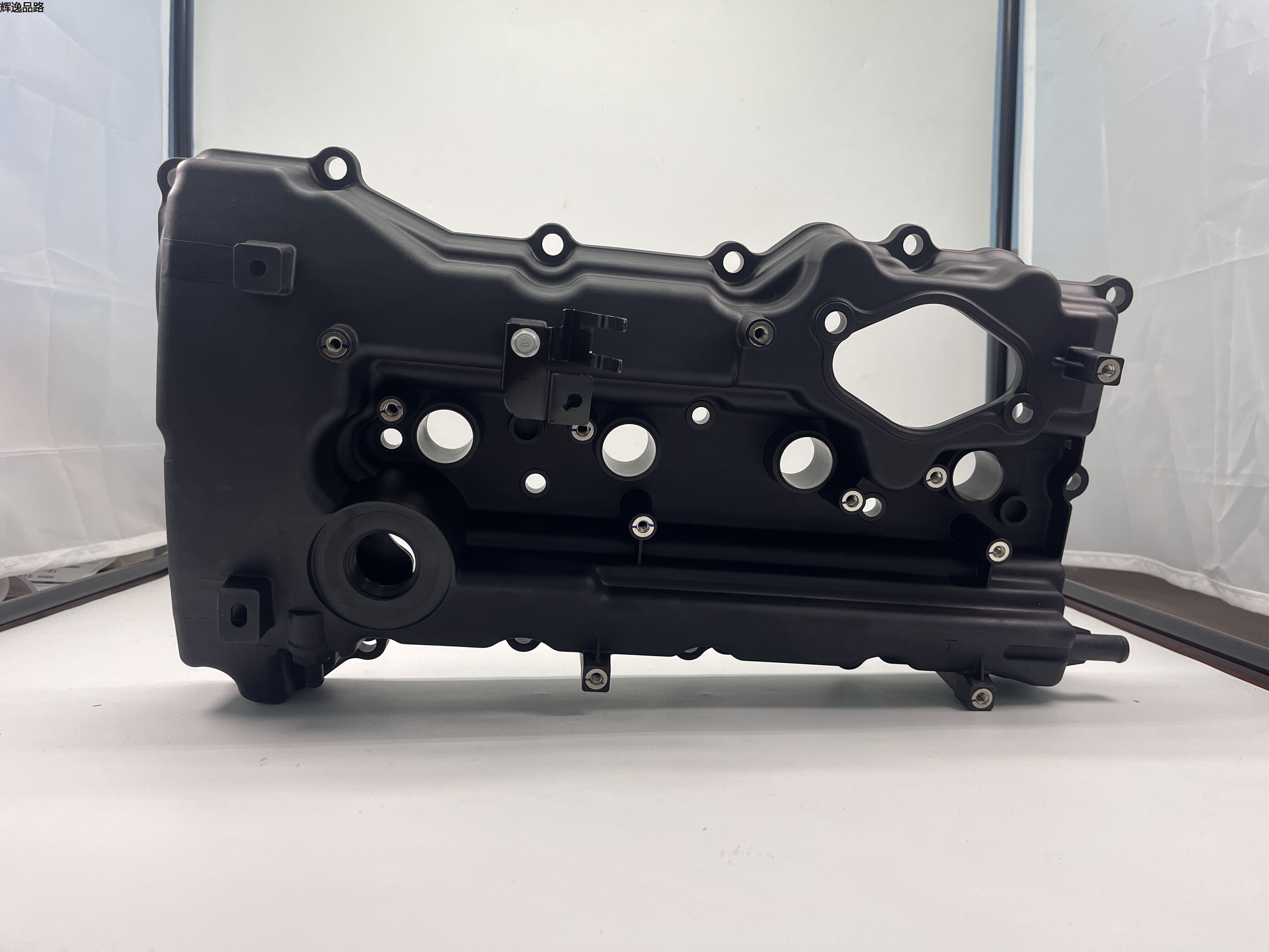 OE:22410-2G710 Rocker cover assembly Suitable for GRAND SANTA FE 3.0