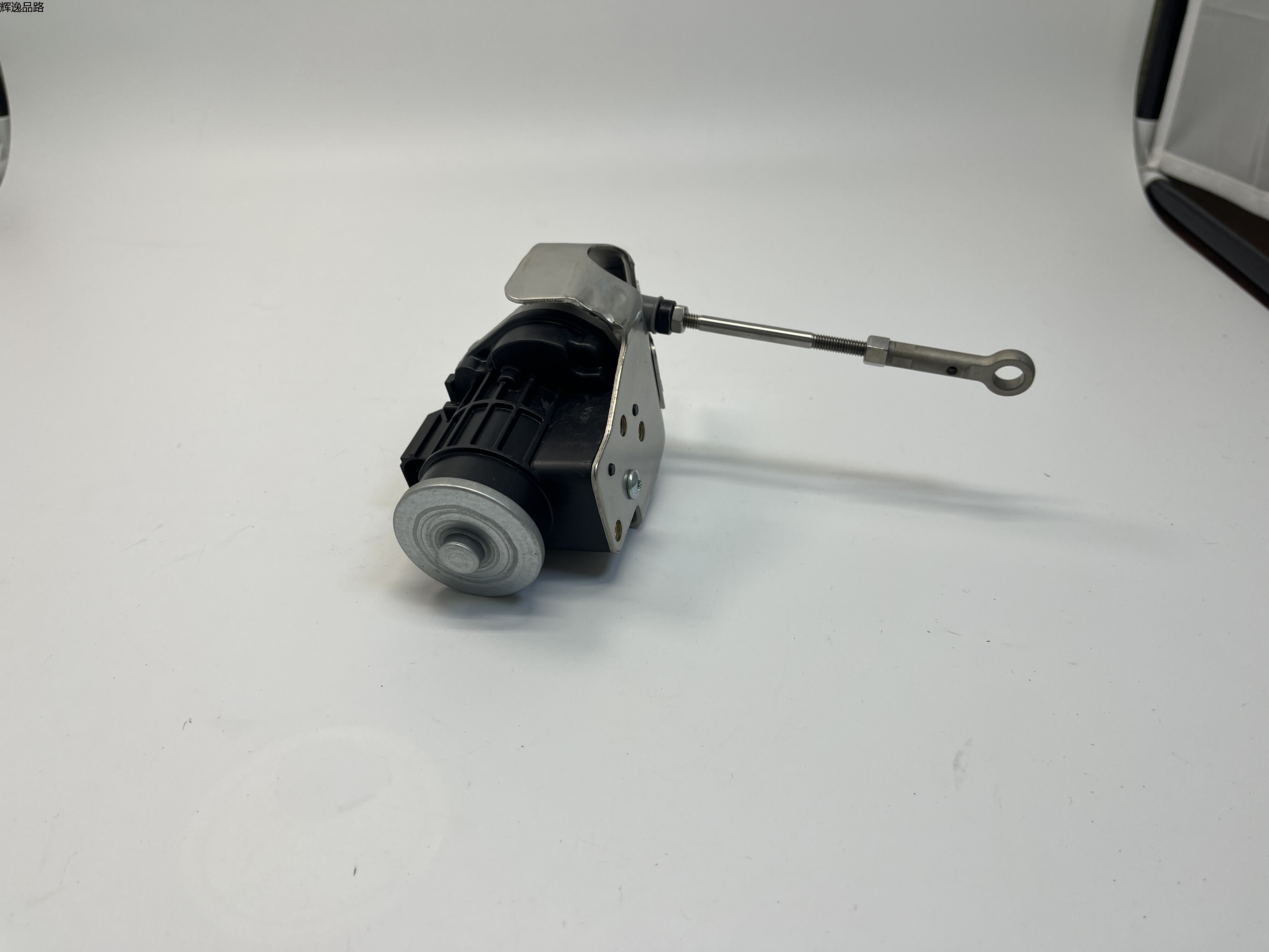 OE:39400-2B260 Electromagnetic deflation control valve Suitable for modern 16 Tucson 1.6T