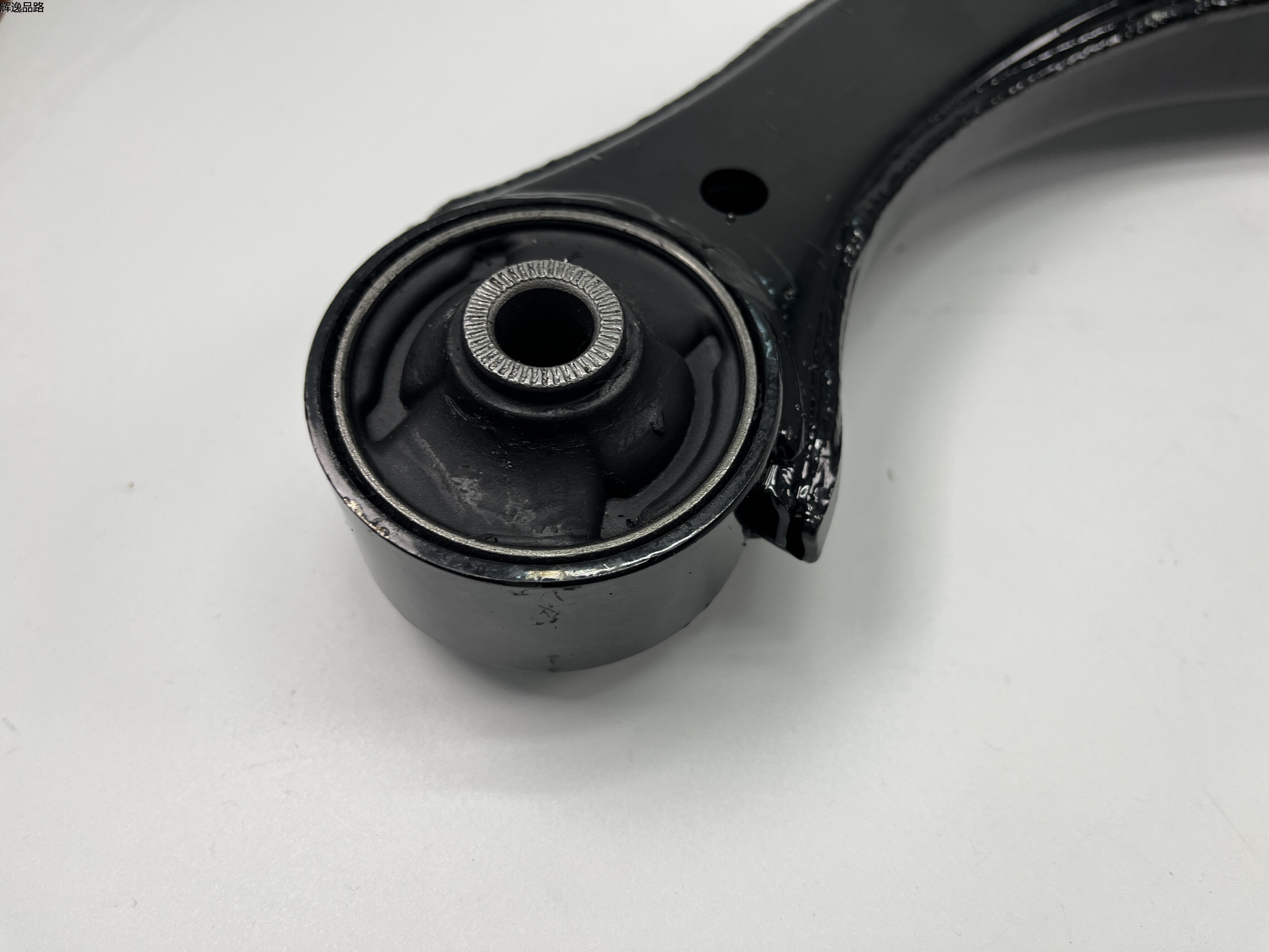 OE:54501-2B500 Complete right front lower arm Suitable for Hyundai Santa fe