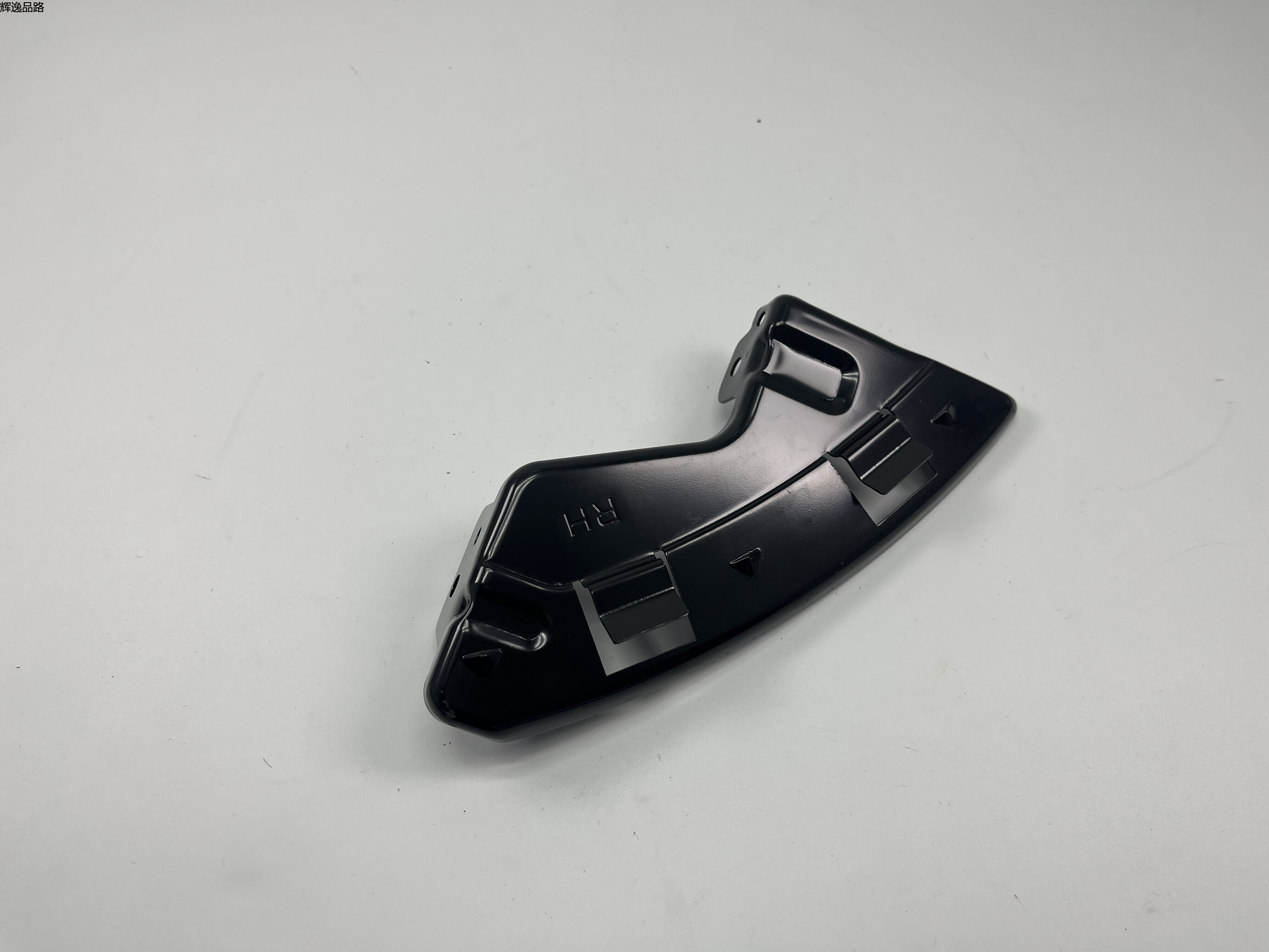 OE:86552-2Z000 Front bumper right upper bracket Suitable for Hyundai IX35