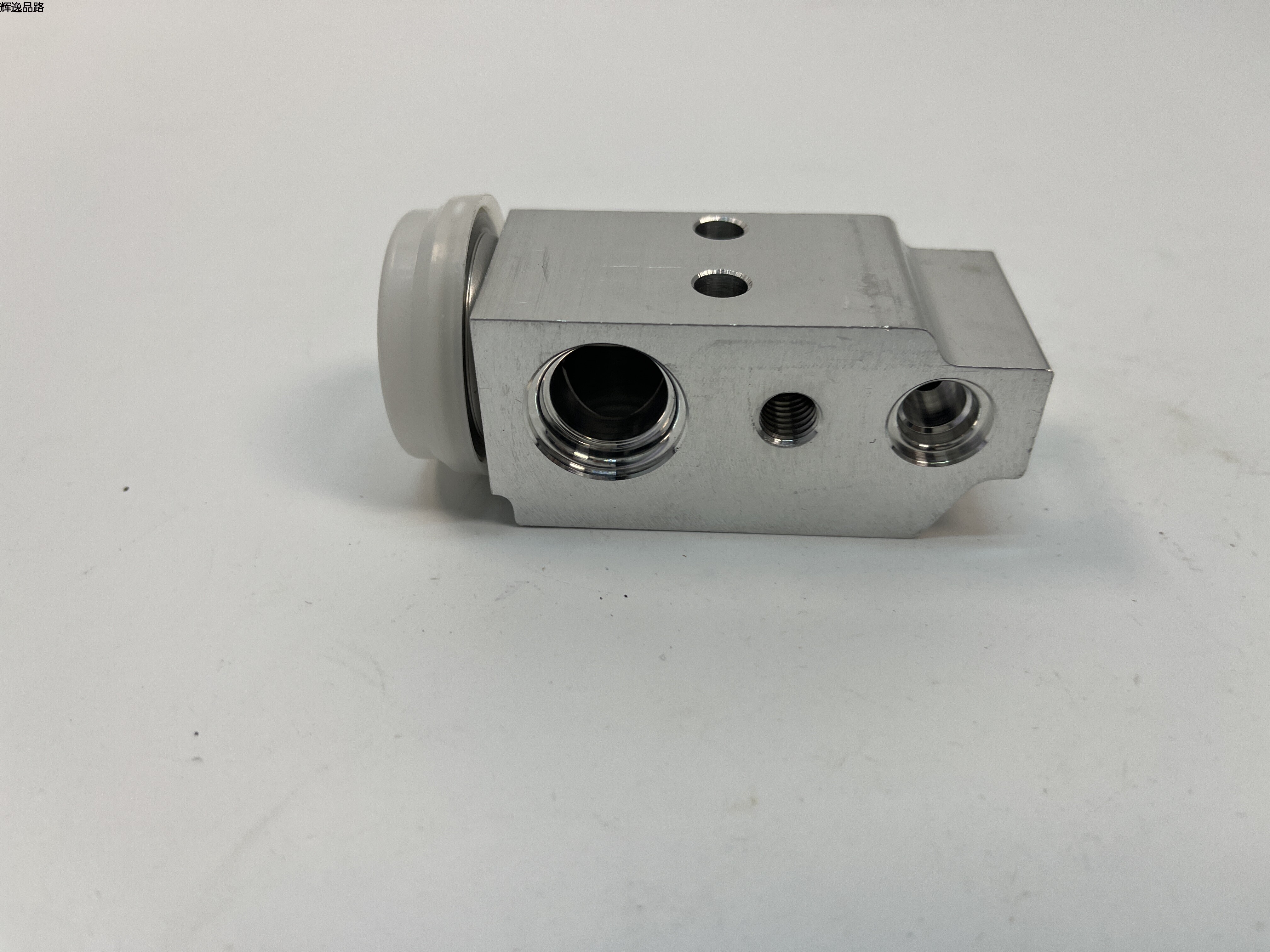  OE:97626-0U100 Expansion valve Suitable for Hyundai Verna