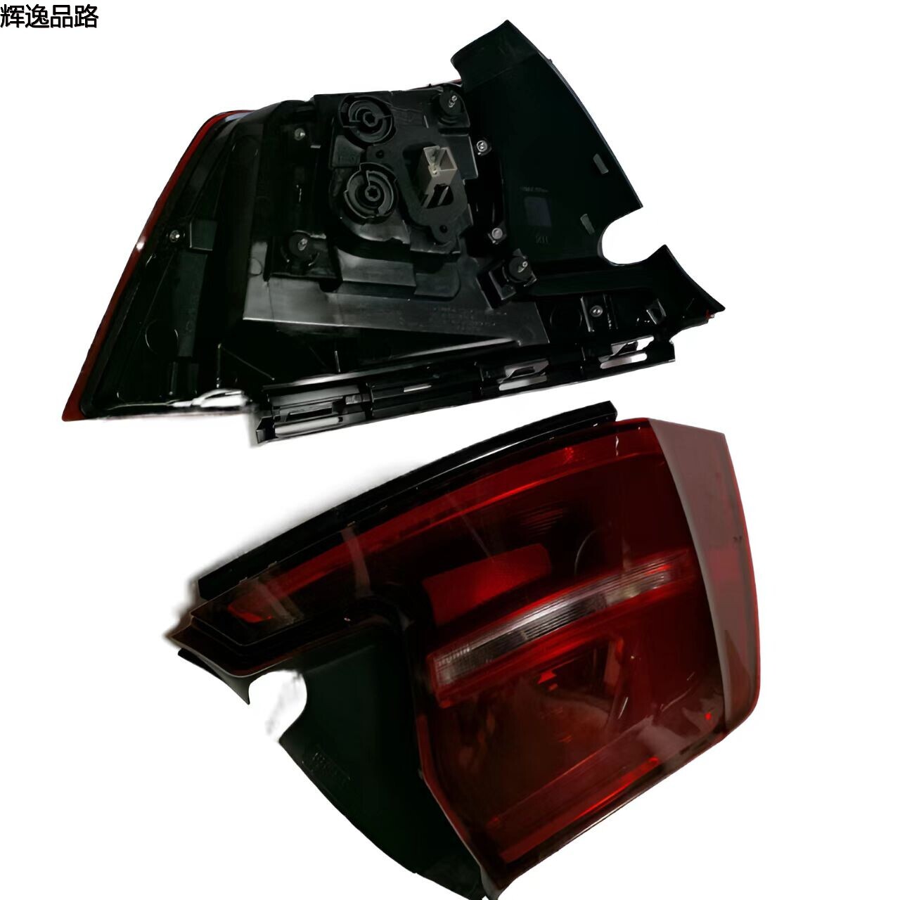 31656773/31656774 taillights for Volvo S90L