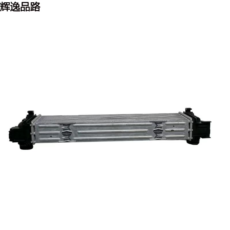 The 31410892 intercooler is suitable for Volvo XC60/S90/V90