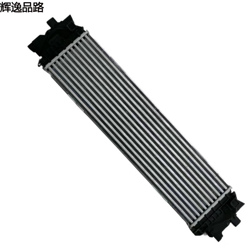 The 31410892 intercooler is suitable for Volvo XC60/S90/V90