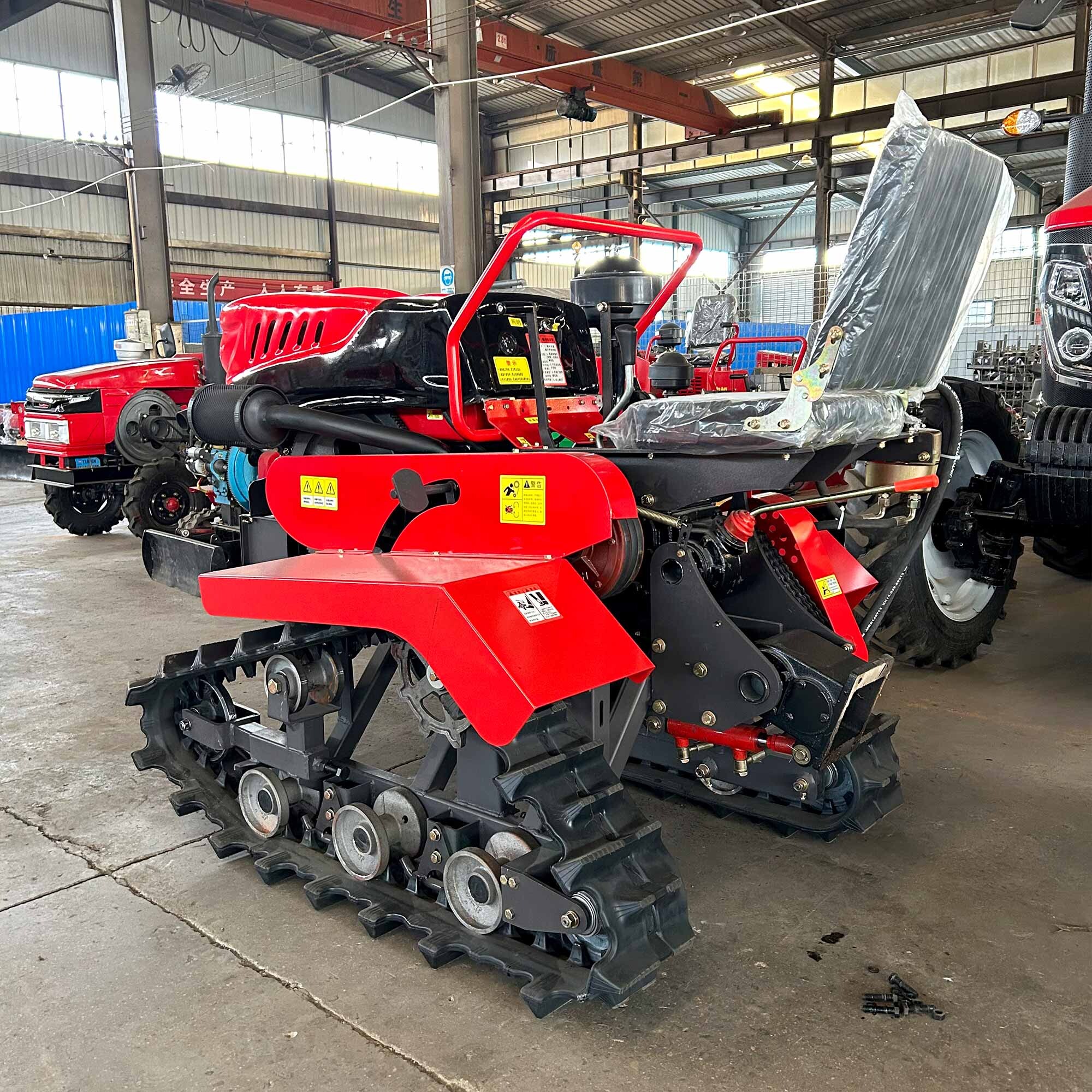 35HP Multifuction Crawler Tractor For Dry land And Paddy Field