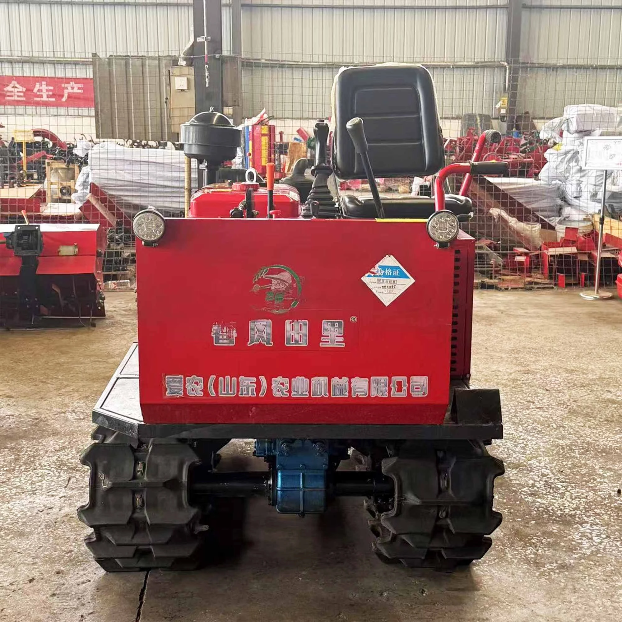 35HP Multifuction Crawler Tractor For Dry land And Paddy Field