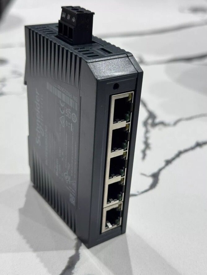 Schneider MCSESU053FN0 Brand New and Genuine inverter test OK Fast Shipping