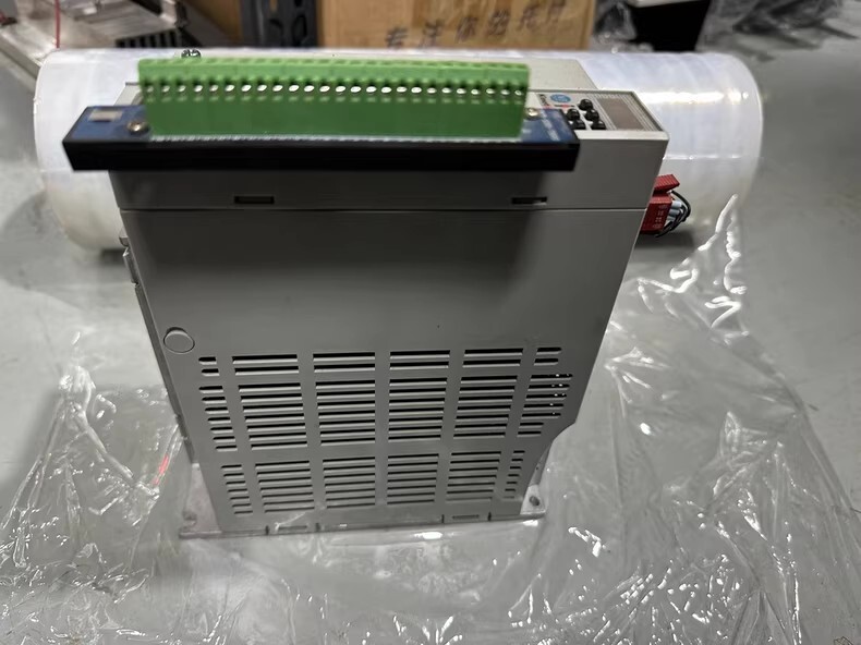 Allen-Bradley servo drive 2198-E1020-ERS Brand New and Genuine inverter test OK Fast Shipping