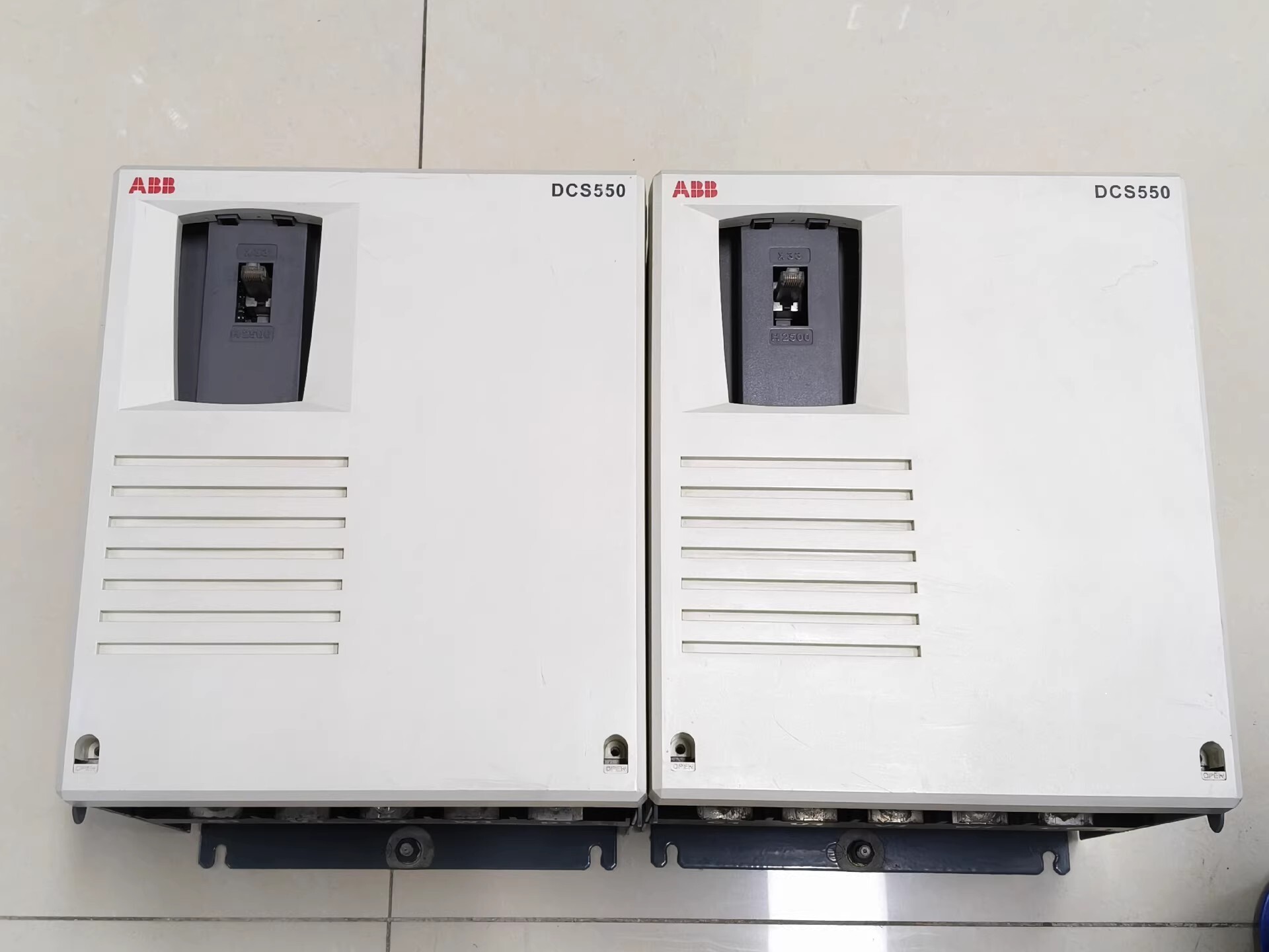 ABB DC speed controller DCS550-S02-0200-05-00-00 Brand New and Genuine inverter test OK Fast Shipping Physical photo shooting