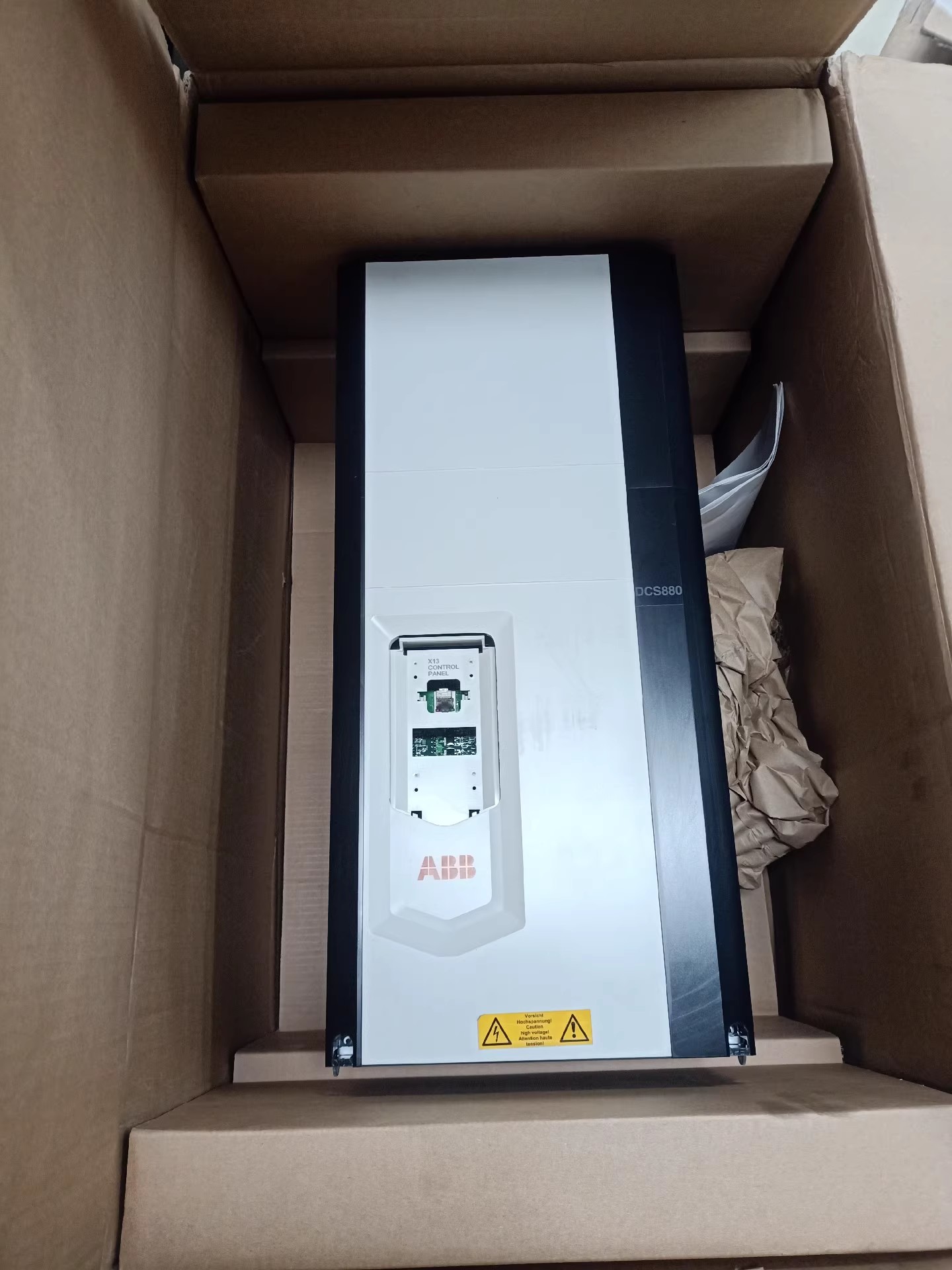 ABB DC speed controller DCS880-S01-0900-05X0 Brand New and Genuine inverter test OK Fast Shipping Physical photo shooting