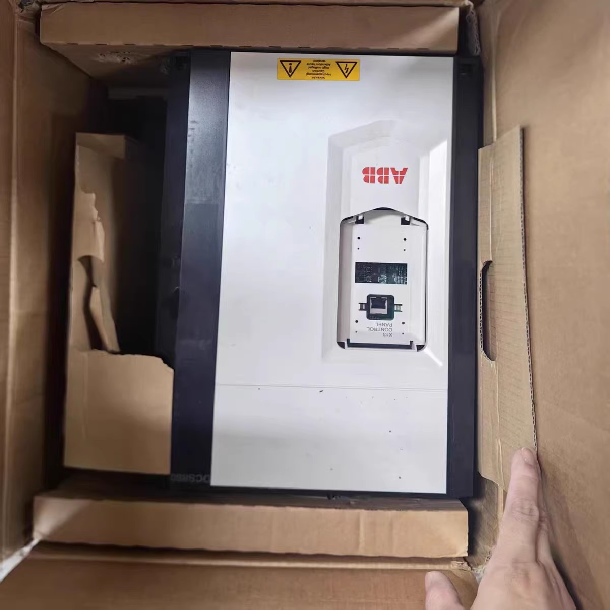 ABB DC speed controller DCS880-S01-0470-05X0 Brand New and Genuine inverter test OK Fast Shipping Physical photo shooting