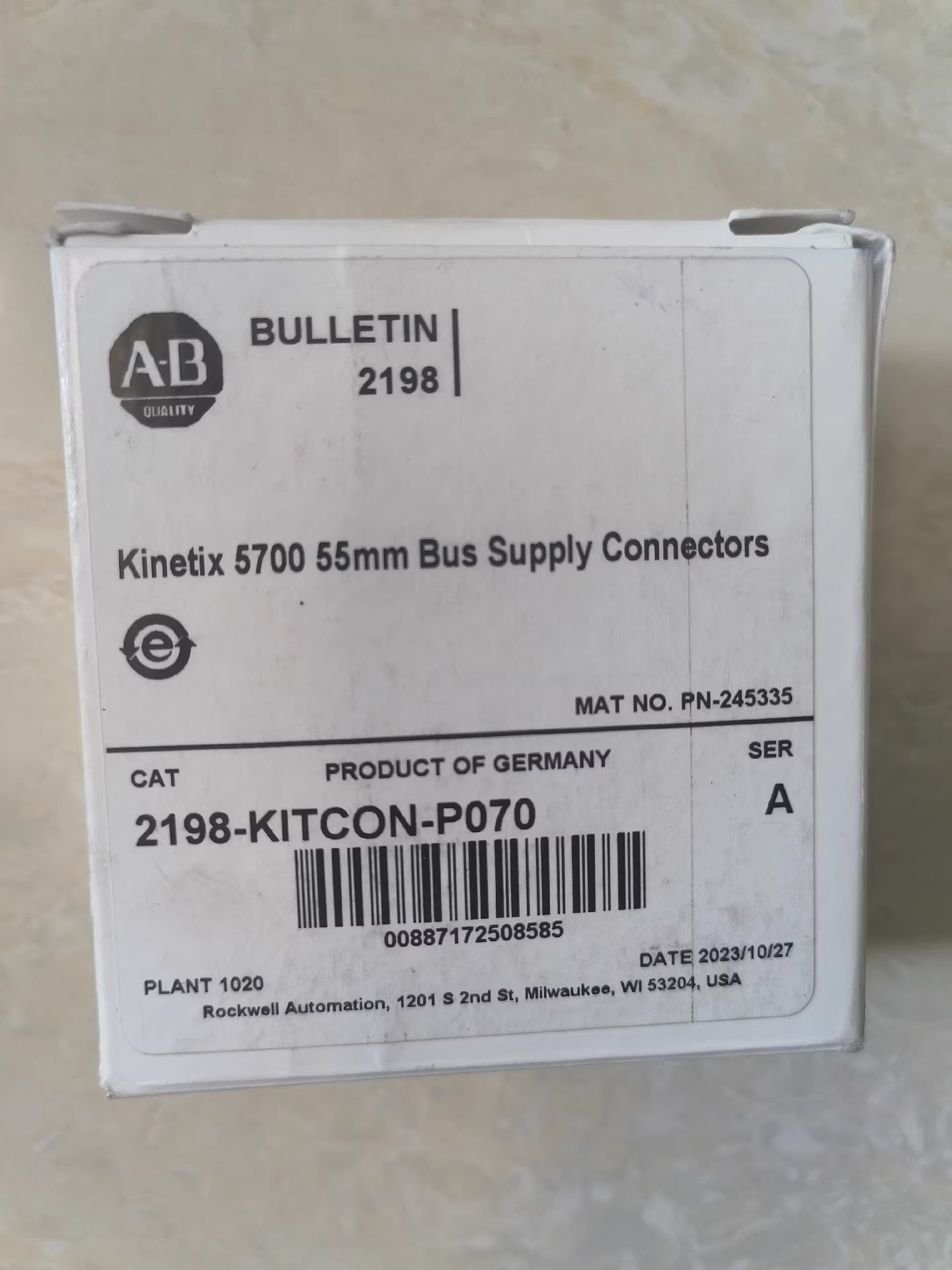 Allen-Bradley 2198-KITCON-P070 Servo Amplifier Terminal Block Brand New and Genuine inverter test OK Fast Shipping