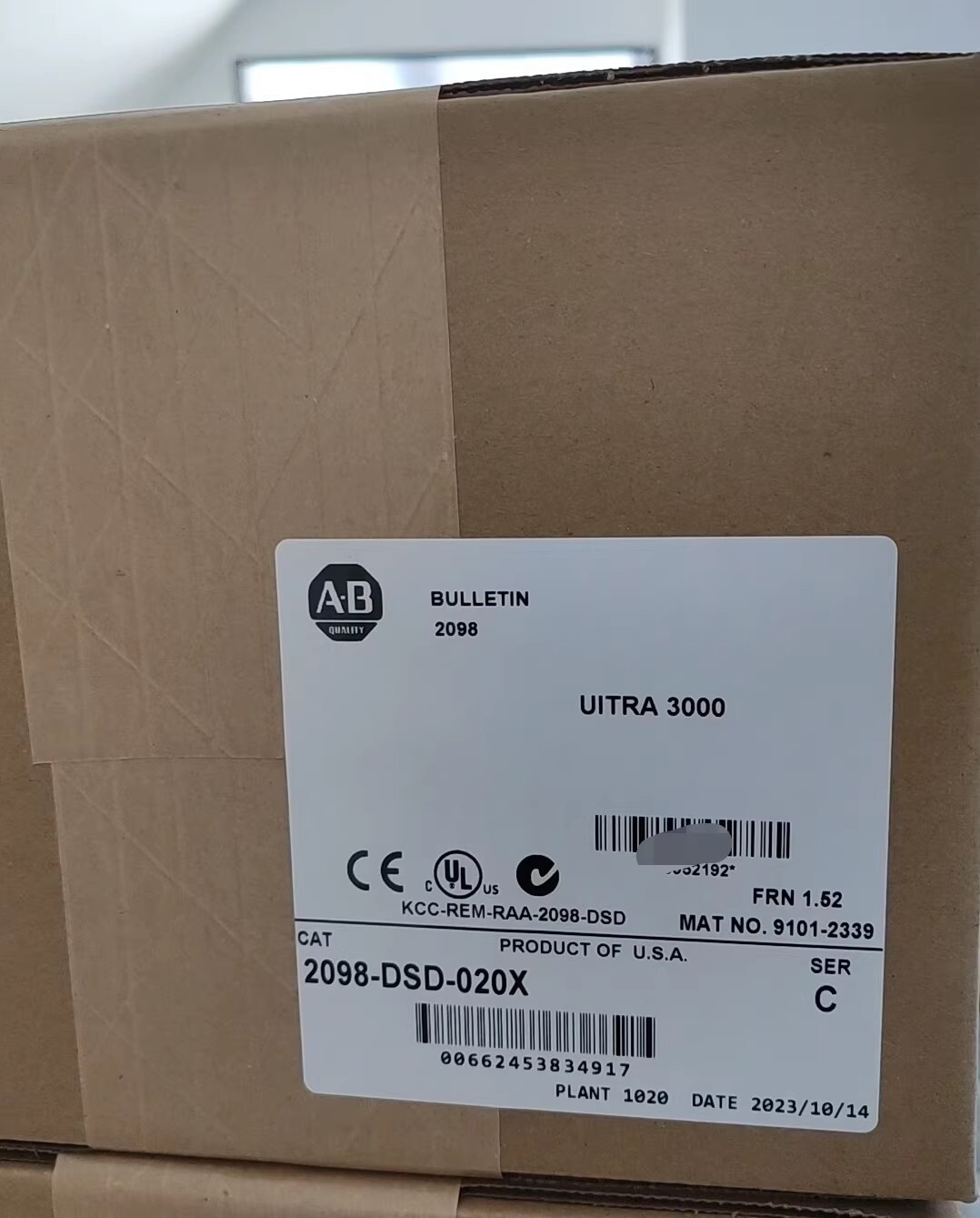 Allen-Bradley Servo Drive 2098-DSD-020X Brand New and Genuine inverter test OK Fast Shipping