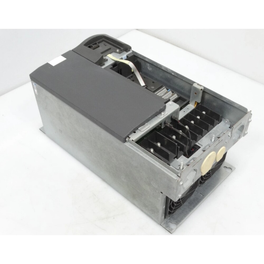 Siemens servo drive 6SE6440-2UD31-8DA1 Locator Brand New and Genuine inverter test OK Fast Shipping