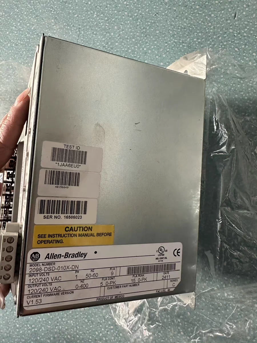2098-DSD-010X-DN Allen-Bradley SFrequency Converter Brand New and Genuine inverter test OK Fast Shipping