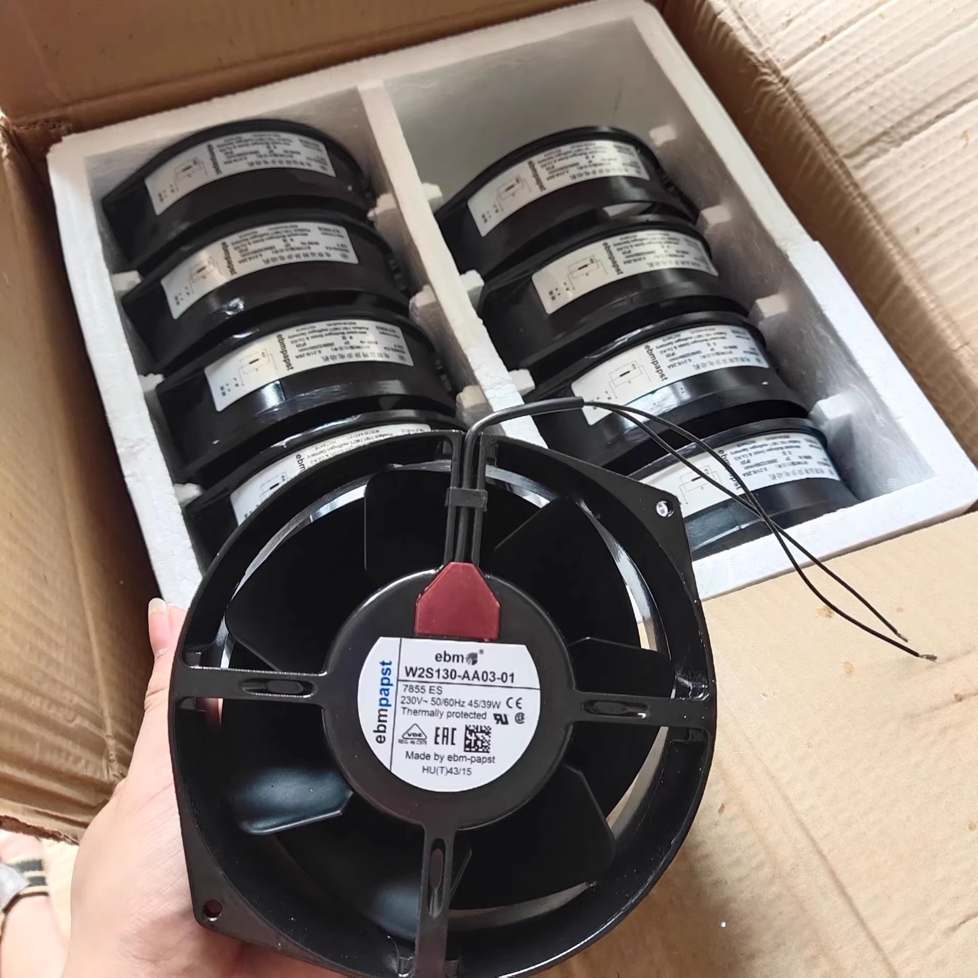 W2S130-AA03-01(M2S052-CA) 230V 45W 7855ES Fan Cooling fan Fan Brand New and Genuine inverter test OK Fast Shipping