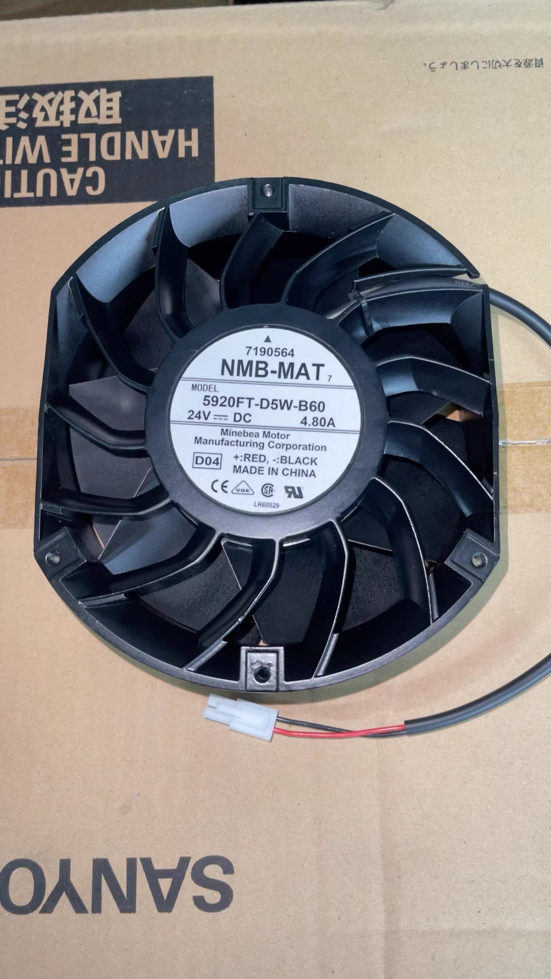5920FT-D5W-B60 -D01 24V 4.8A HB4A0515 External Cooling Fan Cooling fan Fan Brand New and Genuine inverter test OK Fast Shipping