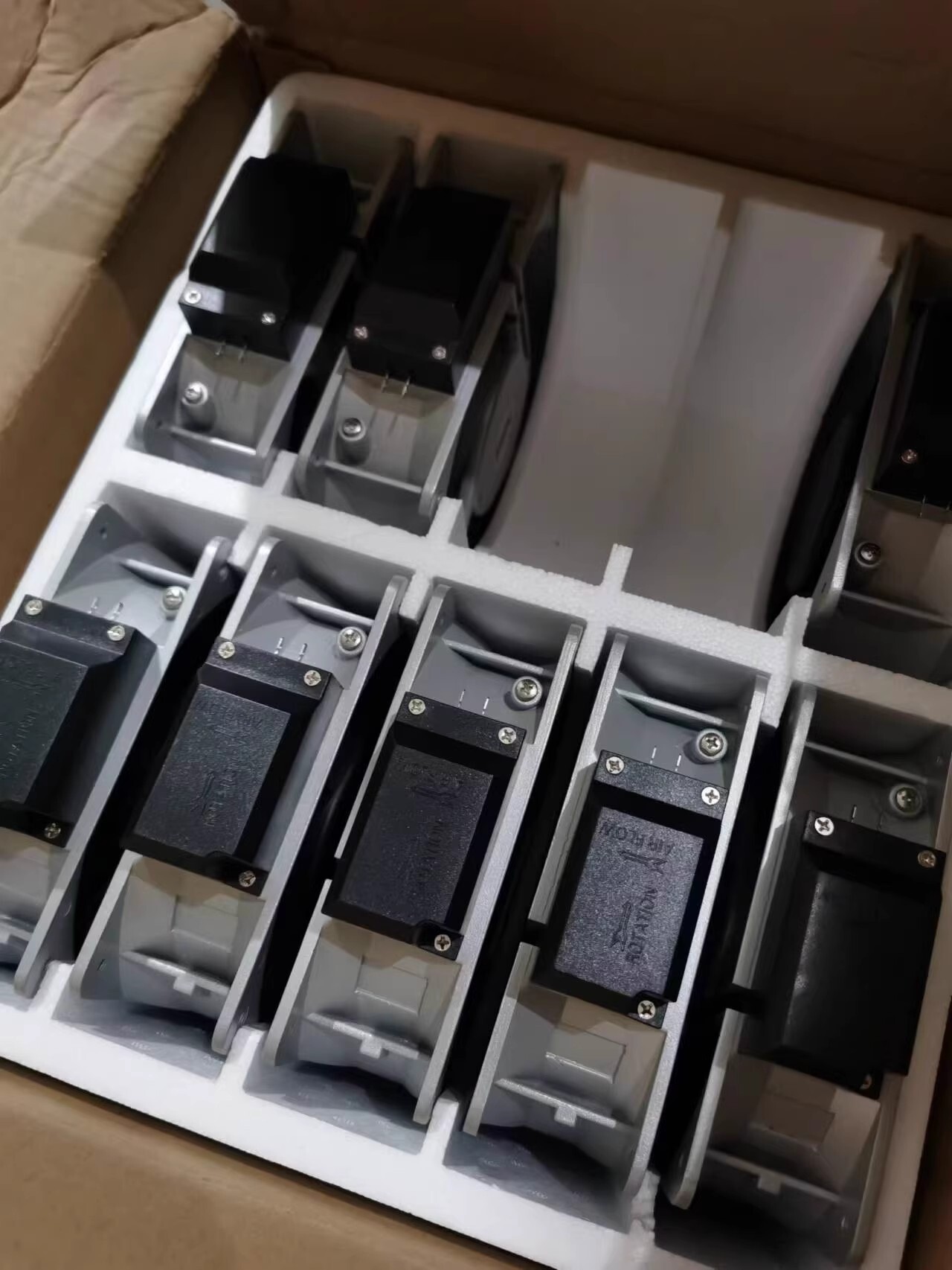 A18065V2HBT-S Cooling fan Fan Brand New and Genuine inverter test OK Fast Shipping