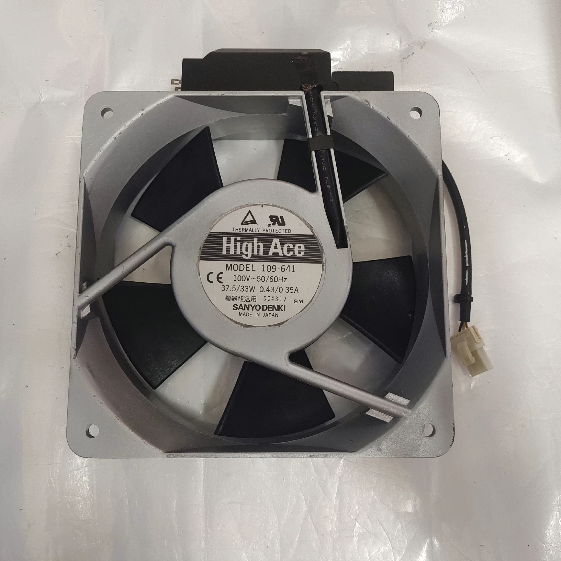 109-641  Cooling fan Fan Brand New and Genuine inverter test OK Fast Shipping