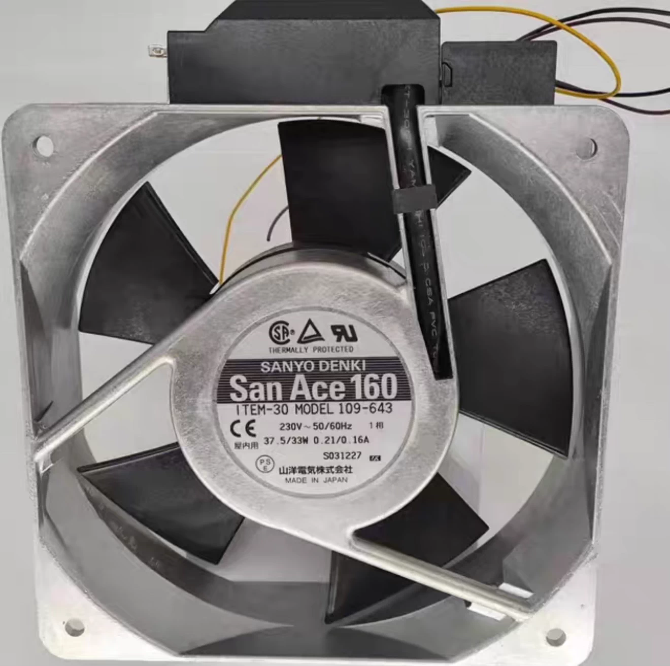 109-643  Cooling fan Fan Brand New and Genuine inverter test OK Fast Shipping