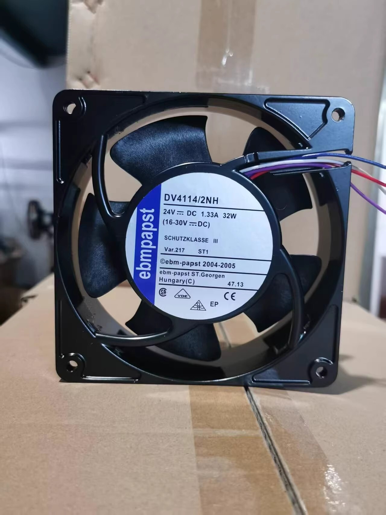 DV4114/2NH Cooling fan Fan Brand New and Genuine inverter test OK Fast Shipping