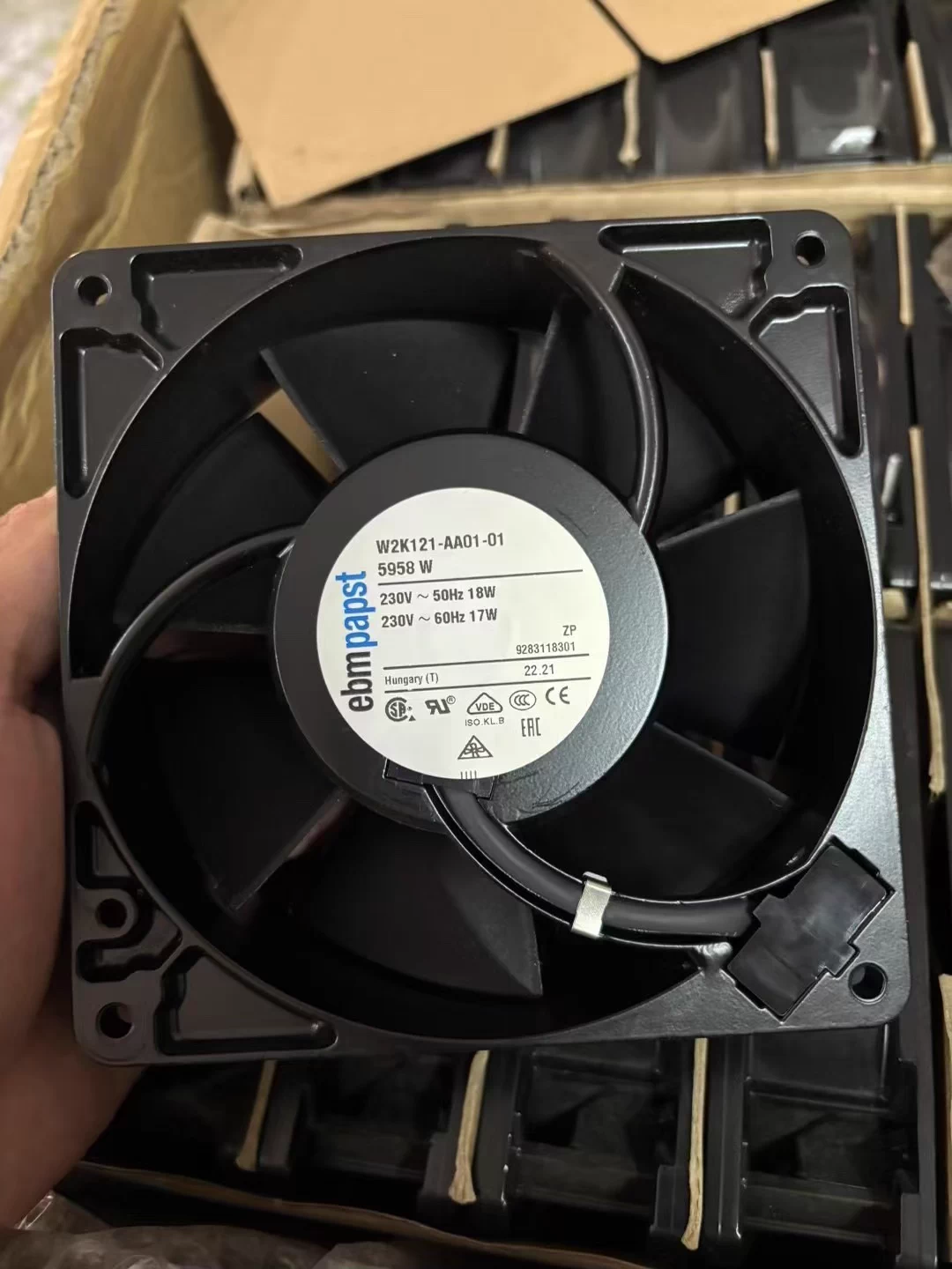 W2K121-AA01-01 Cooling fan Fan Brand New and Genuine inverter test OK Fast Shipping