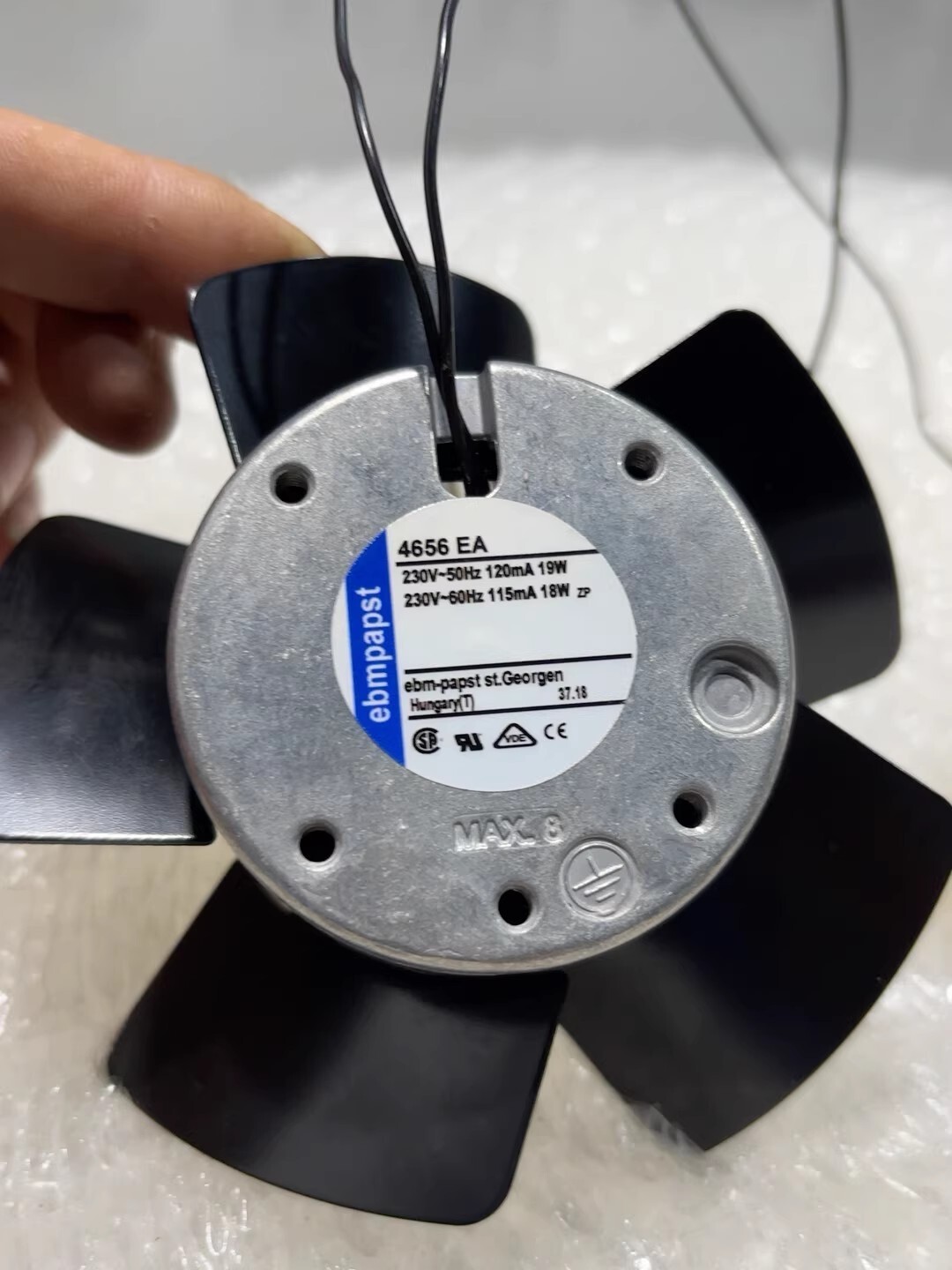 4656EA 230V Cooling fan Fan Brand New and Genuine inverter test OK Fast Shipping