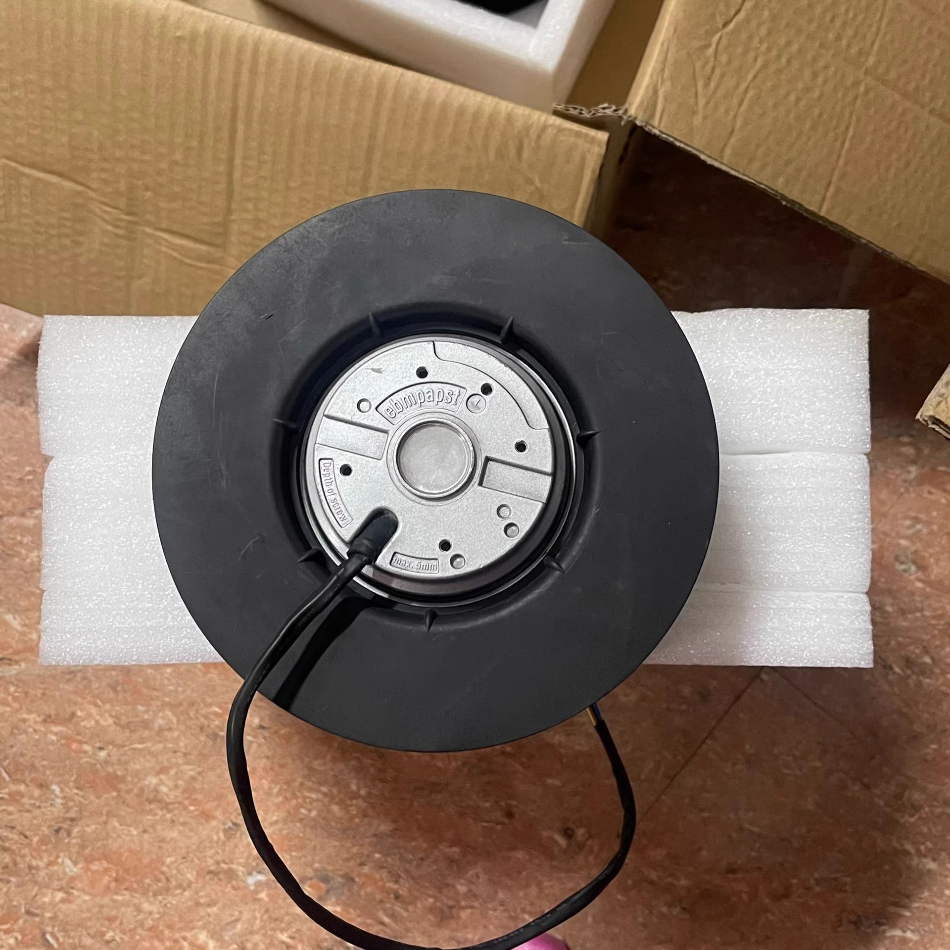 W2E143-AB09-01/F01 Cooling fan Fan Brand New and Genuine inverter test OK Fast Shipping