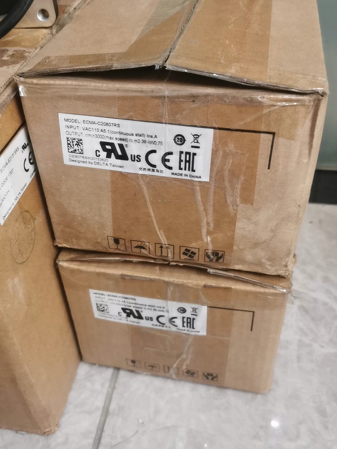 ECMA-C20807RS delta frequency inverter Servo Drive Servo motor Brand New and Genuine inverter test OK Fast Shipping