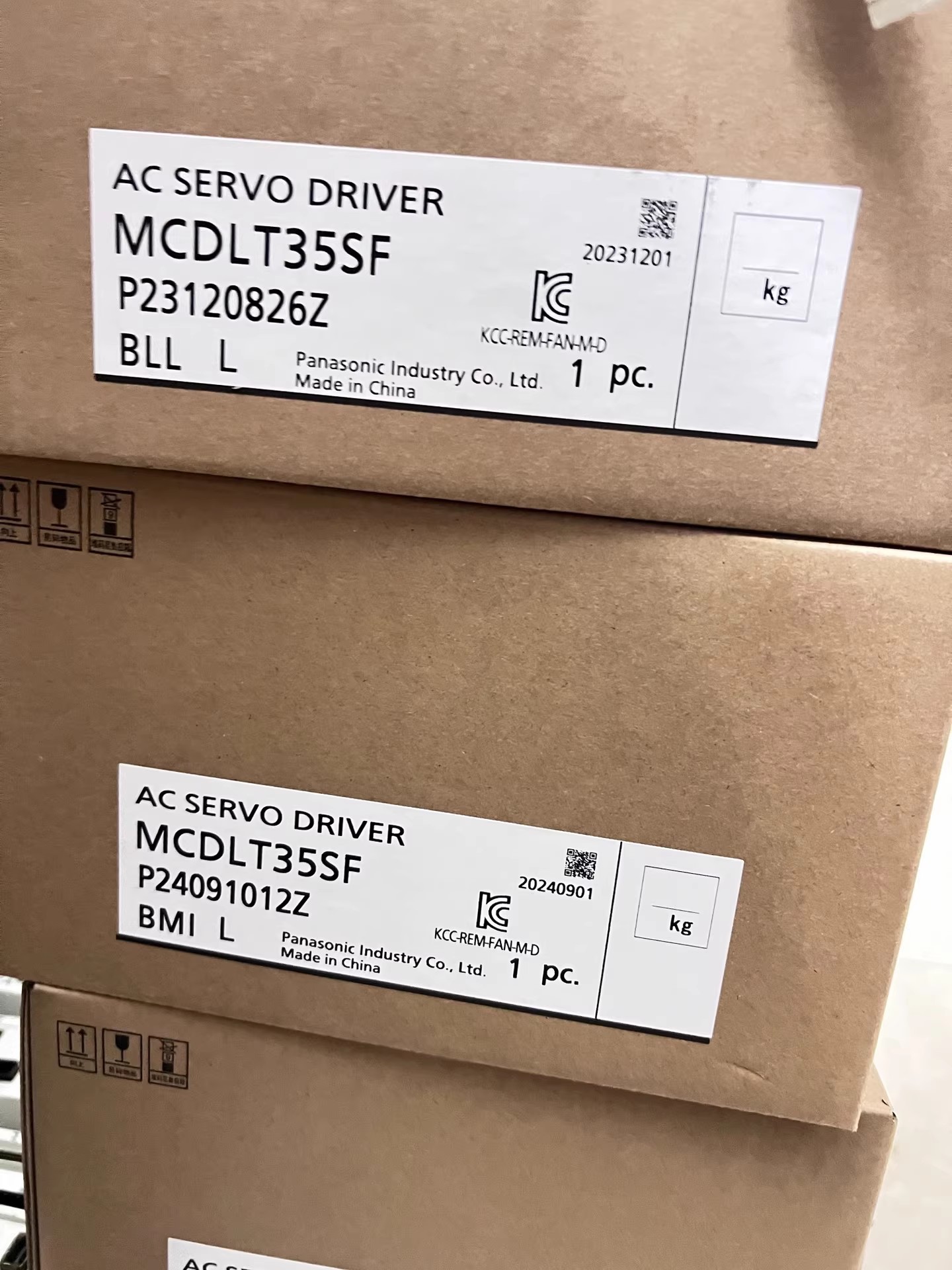 Panasonic MCDLT35SF Servo Motor Brand New and Genuine inverter test OK Fast Shipping