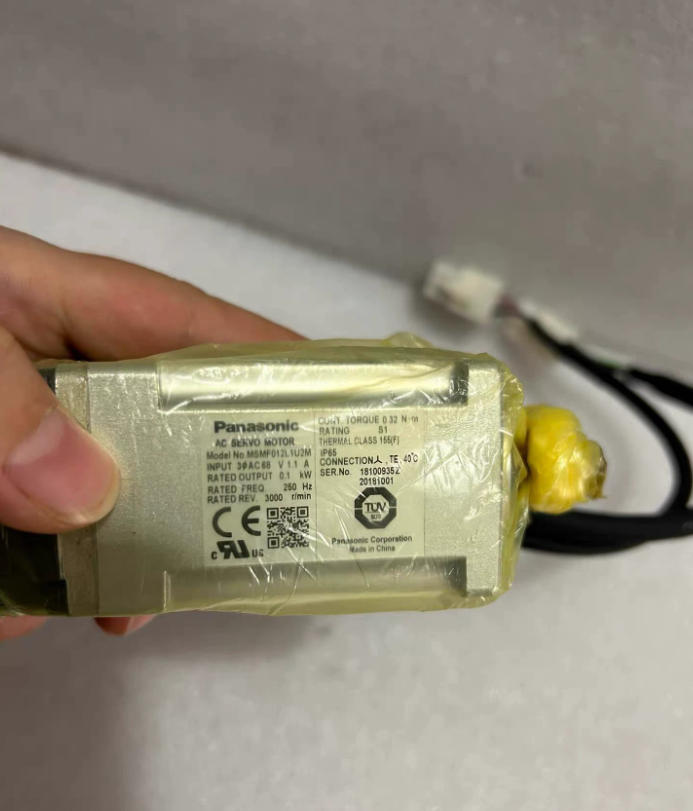 Panasonic MSMF012L1U2M Servo Motor Brand New and Genuine inverter test OK Fast Shipping