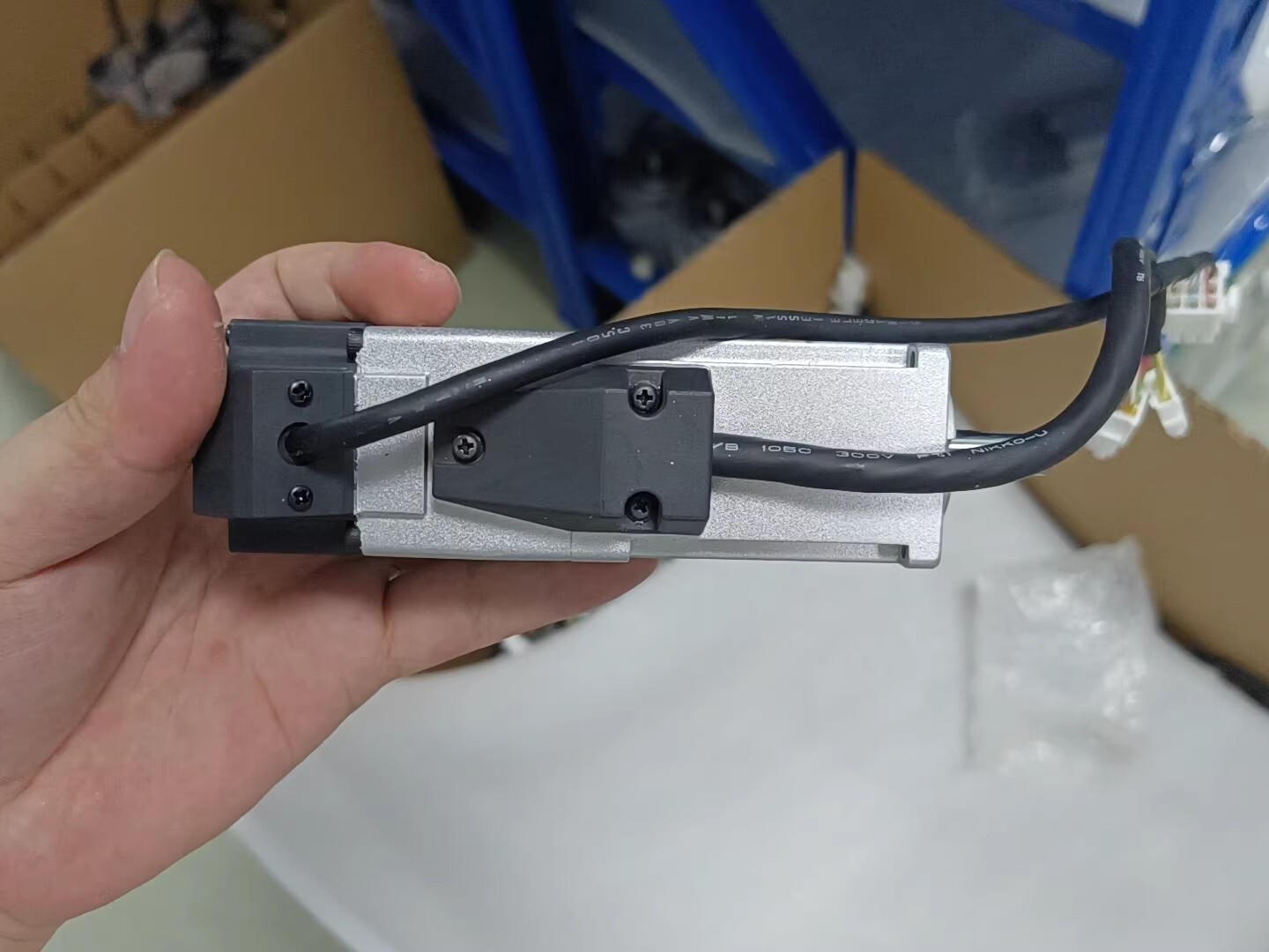 Panasonic MSMF012L1V2M Servo Motor Brand New and Genuine inverter test OK Fast Shipping