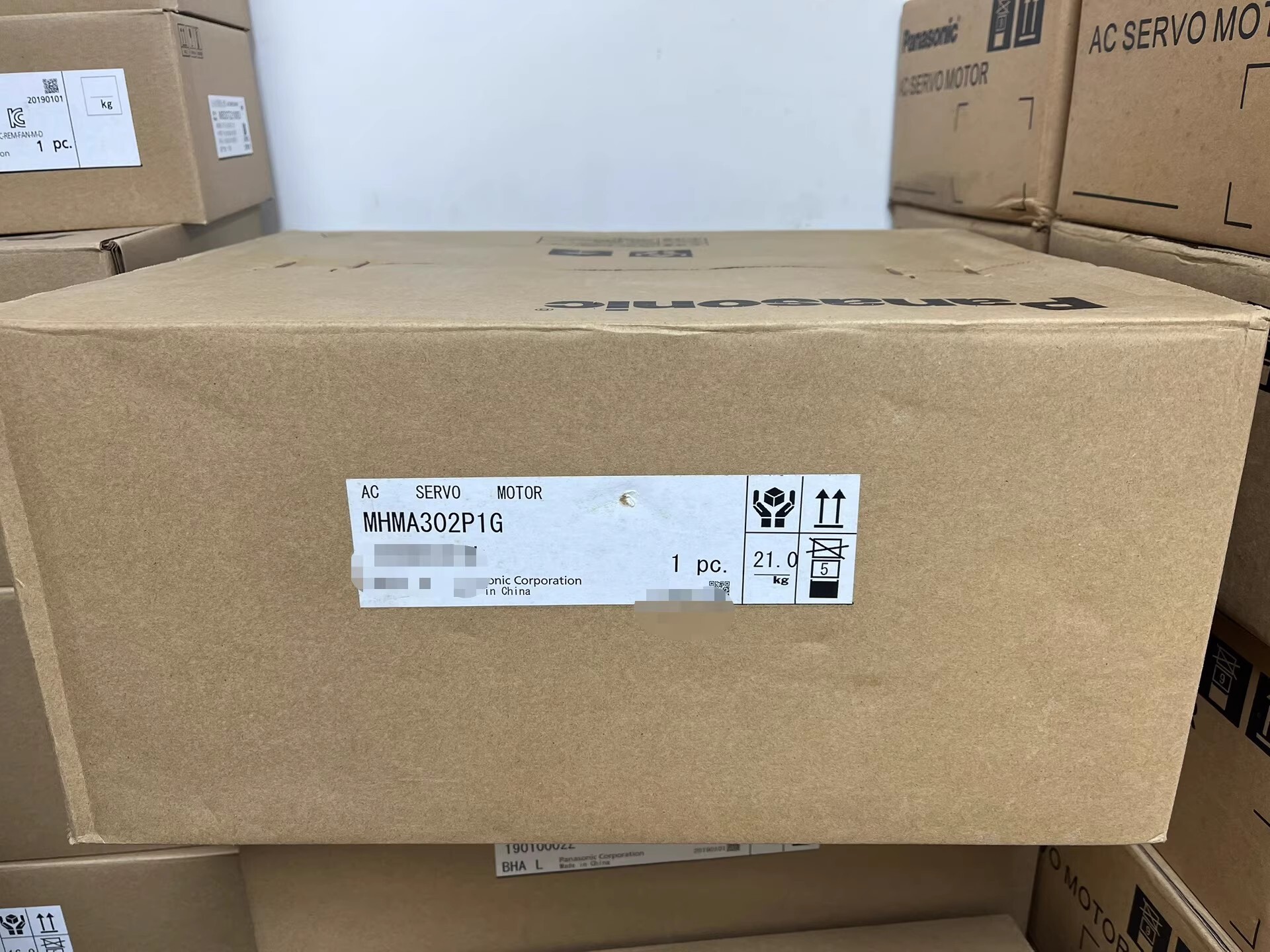 Panasonic MHMA302P1G Servo Motor Brand New and Genuine inverter test OK Fast Shipping