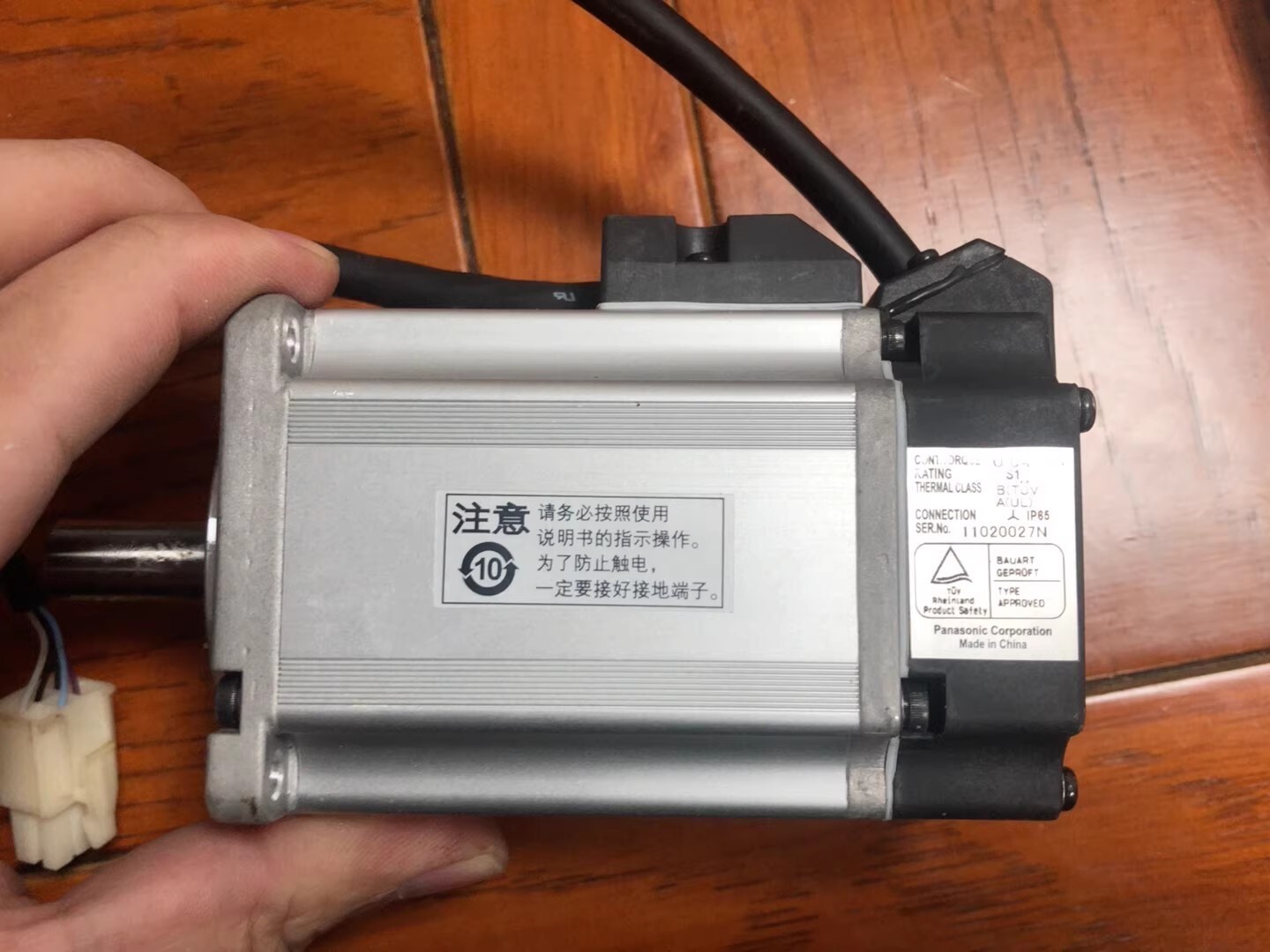 Panasonic MHMD042PIV Servo Motor Brand New and Genuine inverter test OK Fast Shipping