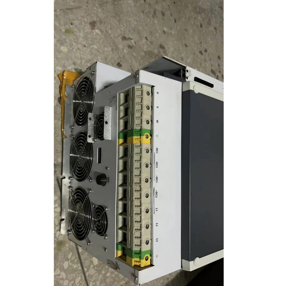 8V128M.001-2 Servo drive B&R Brand New and Genuine inverter test OK Fast Shipping