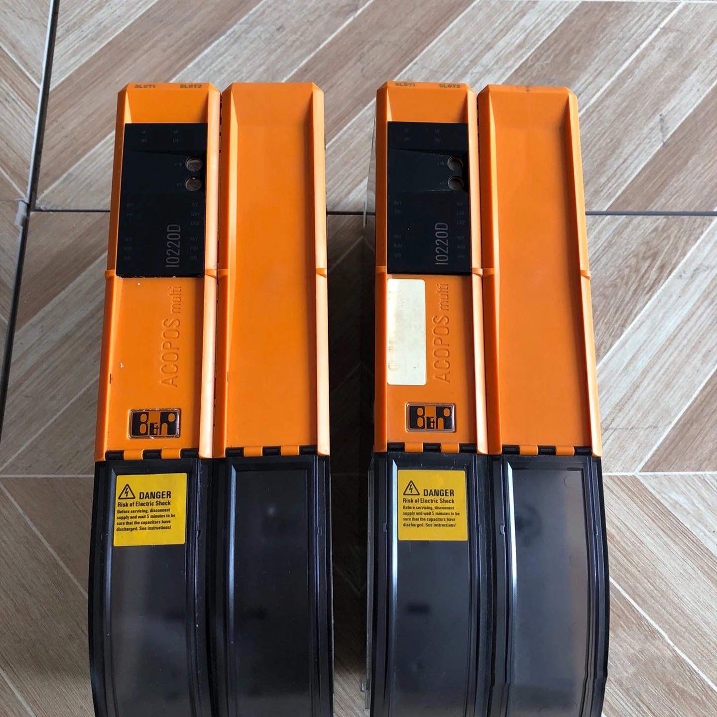 8BVI0220HCD8.000 - 1 Servo drive B&R Brand New and Genuine inverter test OK Fast Shipping