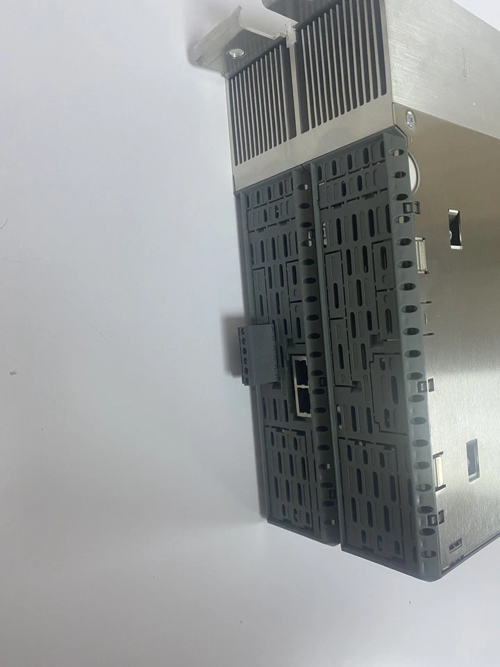 8BVP0220HC00.000 - 1 Servo drive B&R Brand New and Genuine inverter test OK Fast Shipping