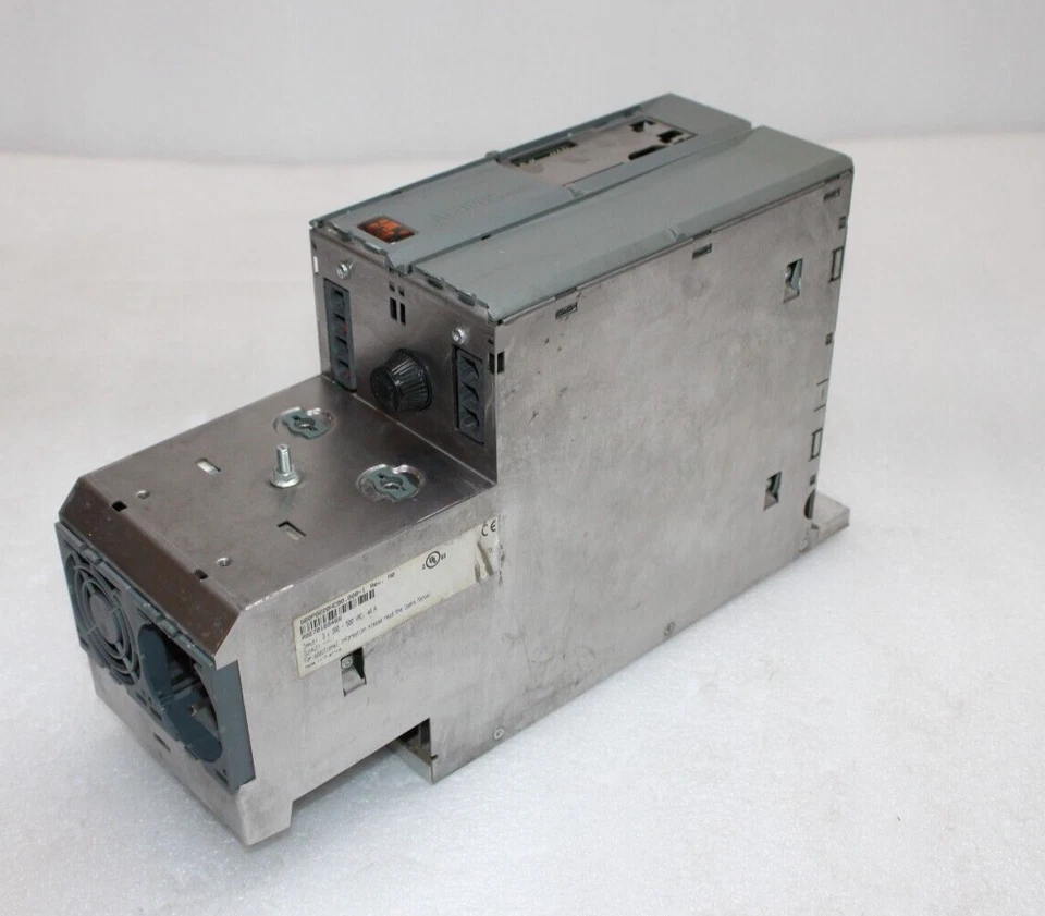 8B0P0220HC00.000 - 1 Servo drive B&R Brand New and Genuine inverter test OK Fast Shipping