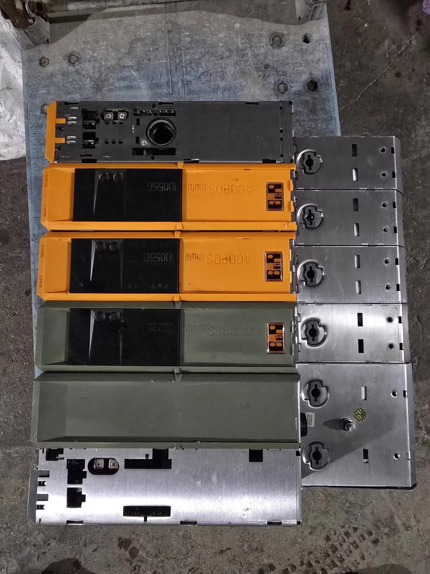 8B0C0320HW00.000 - 1 Servo drive B&R Brand New and Genuine inverter test OK Fast Shipping