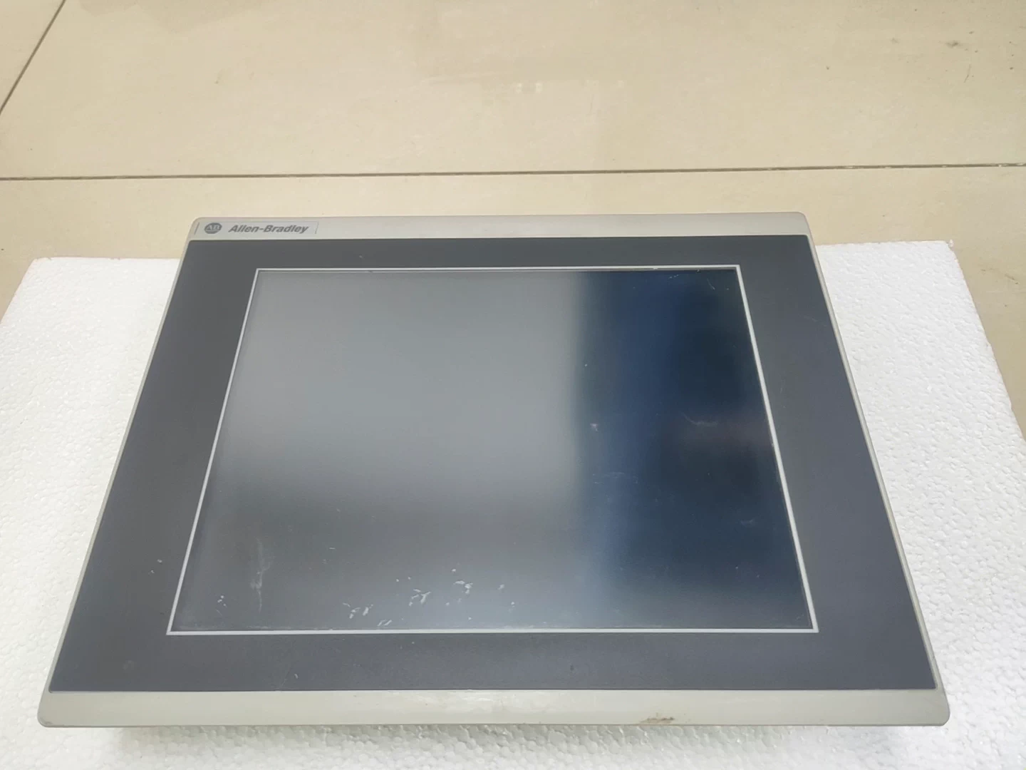 2711R-T10T  Allen-Bradley SFrequency Converter Brand New and Genuine inverter test OK Fast Shipping