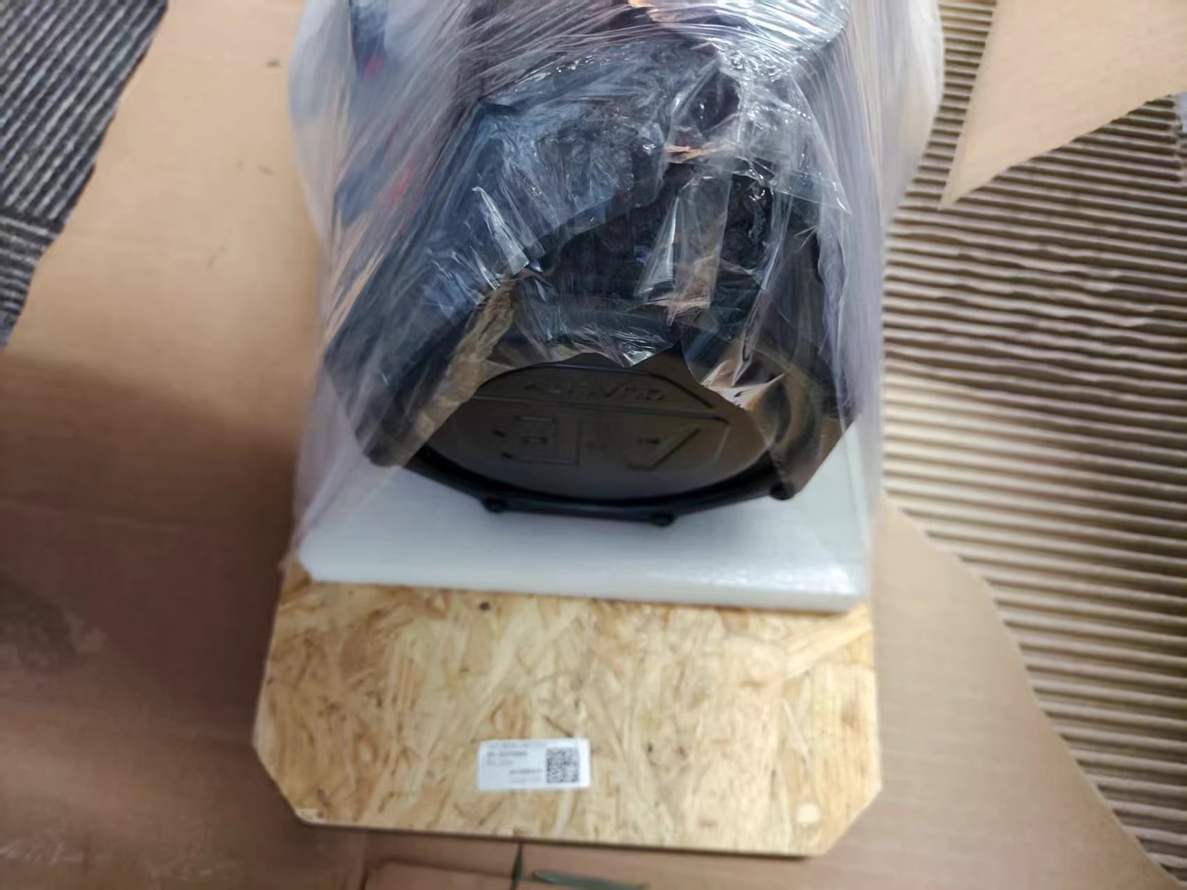 VPL-B0753F-PJ12AA  Allen-Bradley SFrequency Converter Brand New and Genuine inverter test OK Fast Shipping