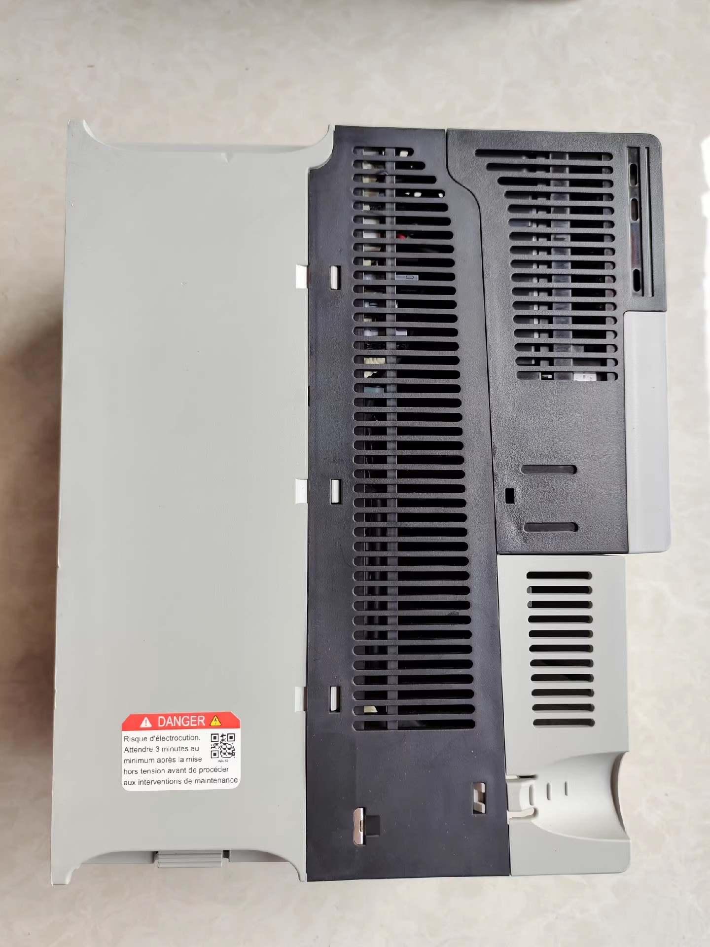 25B-D024N104 Allen-Bradley SFrequency Converter Brand New and Genuine inverter test OK Fast Shipping