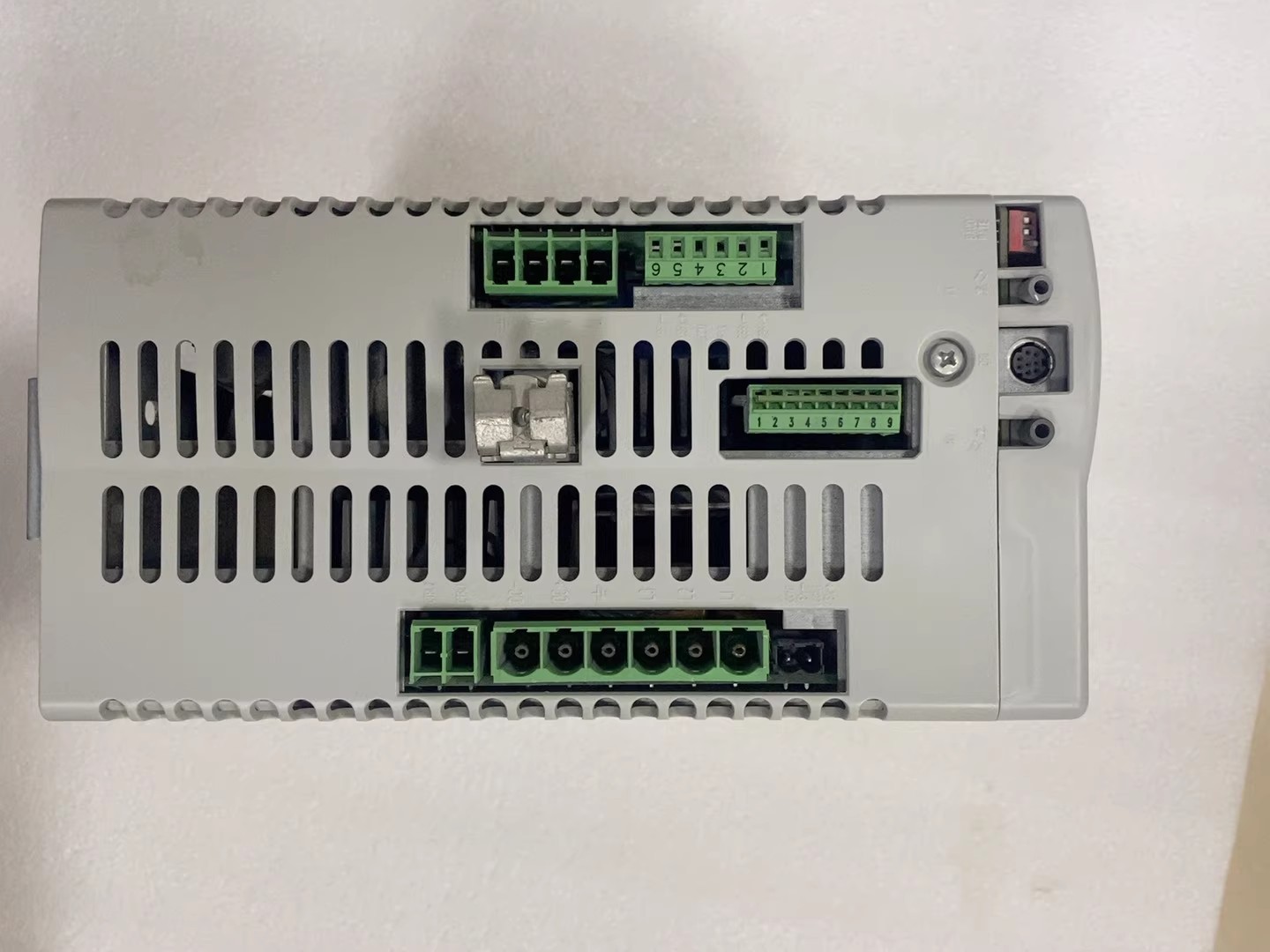 2094-BC02-M02-S Allen-Bradley SFrequency Converter Brand New and Genuine inverter test OK Fast Shipping