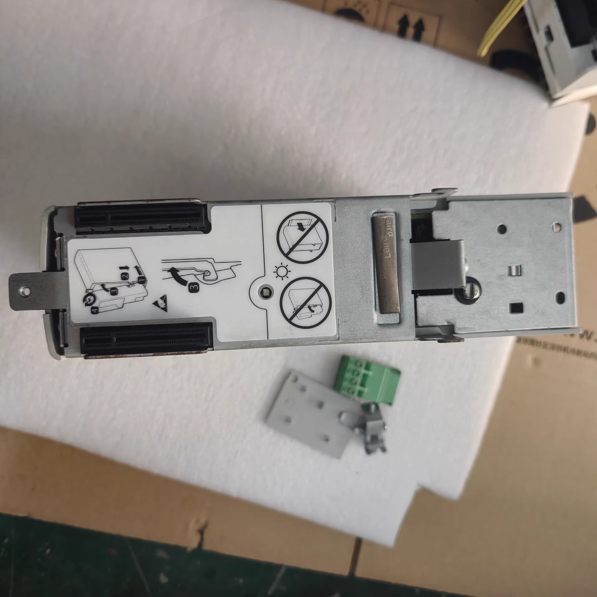 2094-BM02-M Allen-Bradley SFrequency Converter Brand New and Genuine inverter test OK Fast Shipping