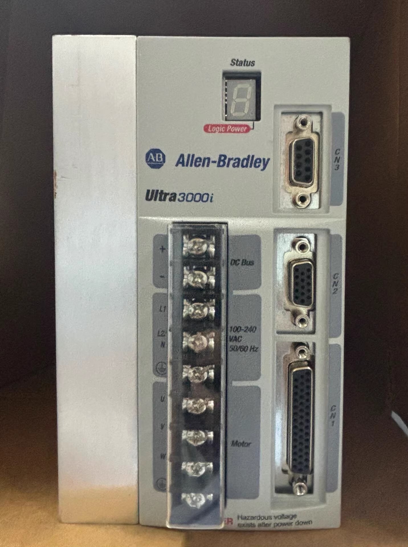 2098-DSD-020X Allen-Bradley SFrequency Converter Brand New and Genuine inverter test OK Fast Shipping