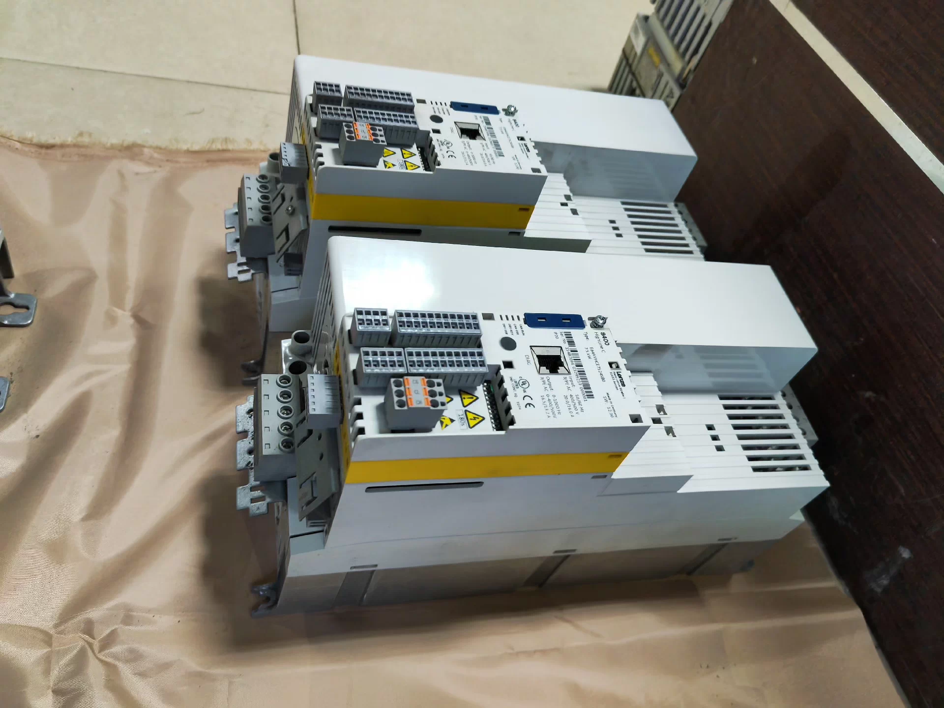 E84AVHCE7524VB0 Frequency converter module Brand New and Genuine inverter test OK Fast Shipping