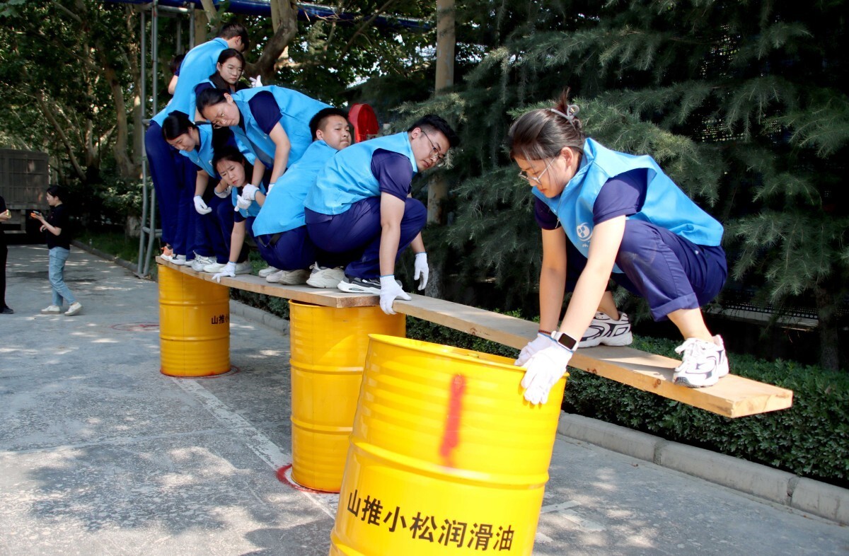 拓展训练2.jpg 拓展训练2.jpg